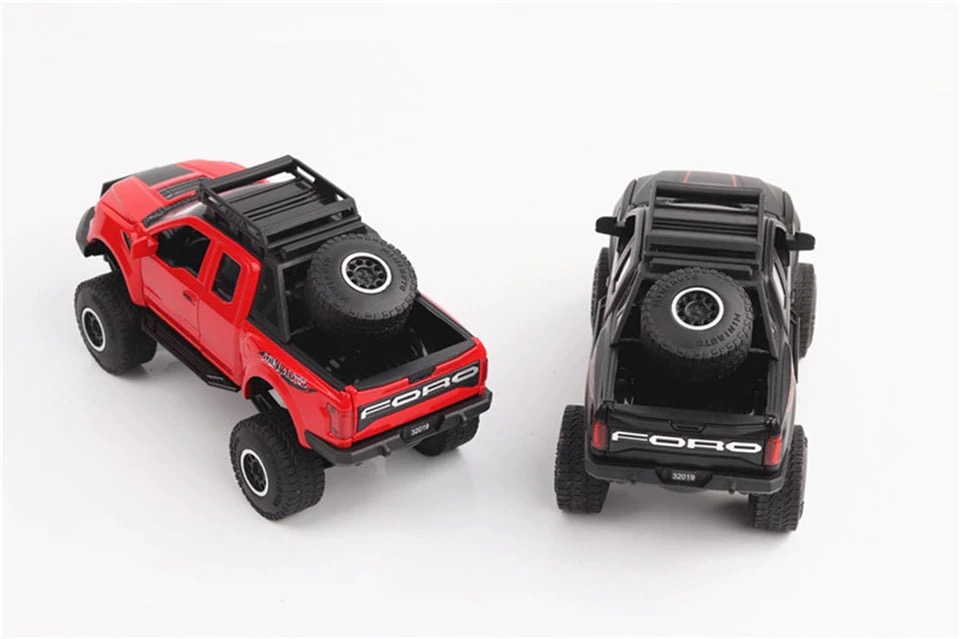 โมเดลรถเหล็ก Ford F150 Raptor big foot Scale 1:32 มีเสียงมีไฟ (ปลีก-ส่ง)