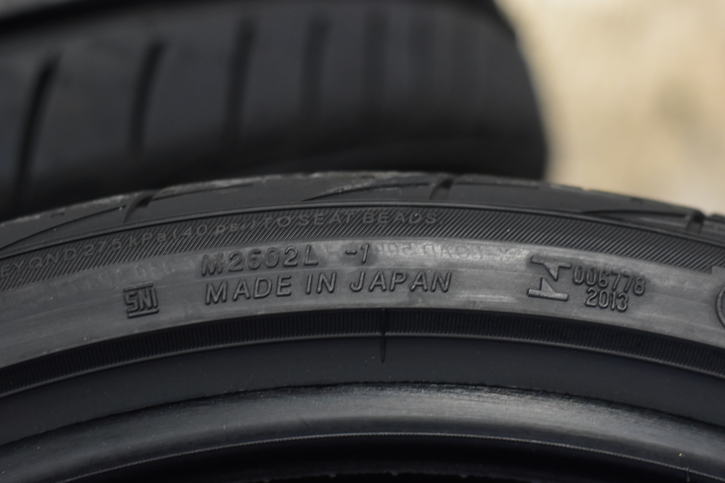 YOKOHAMA ADVAN FLEVA V701 215/35R18 ยางญี่ปุ่น ปี19 ราคาพิเศษ