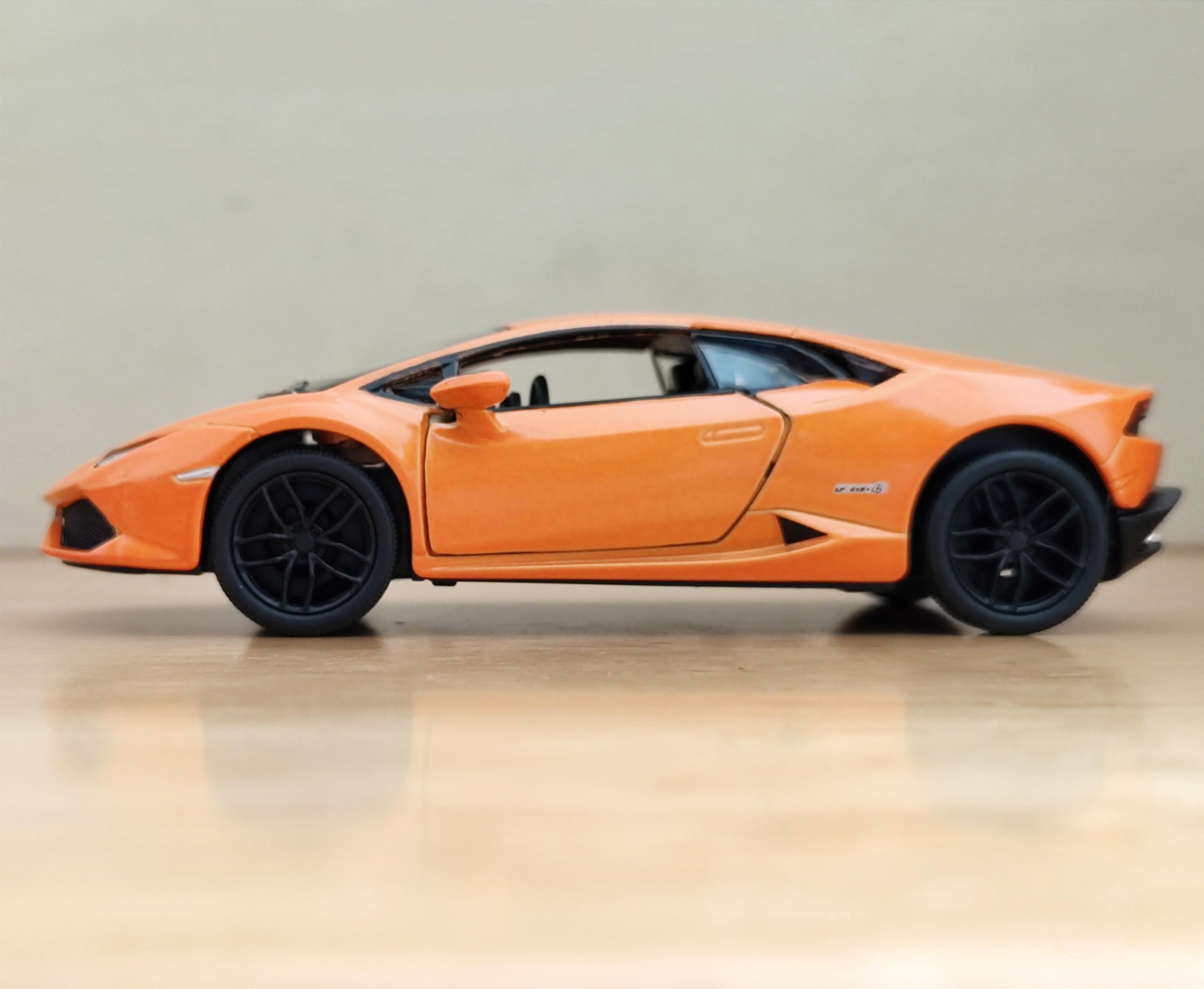Lamborghini Huracan LP610-4 Scale 1:36 โมเดลรถเหล็ก (ปลีก-ส่ง)
