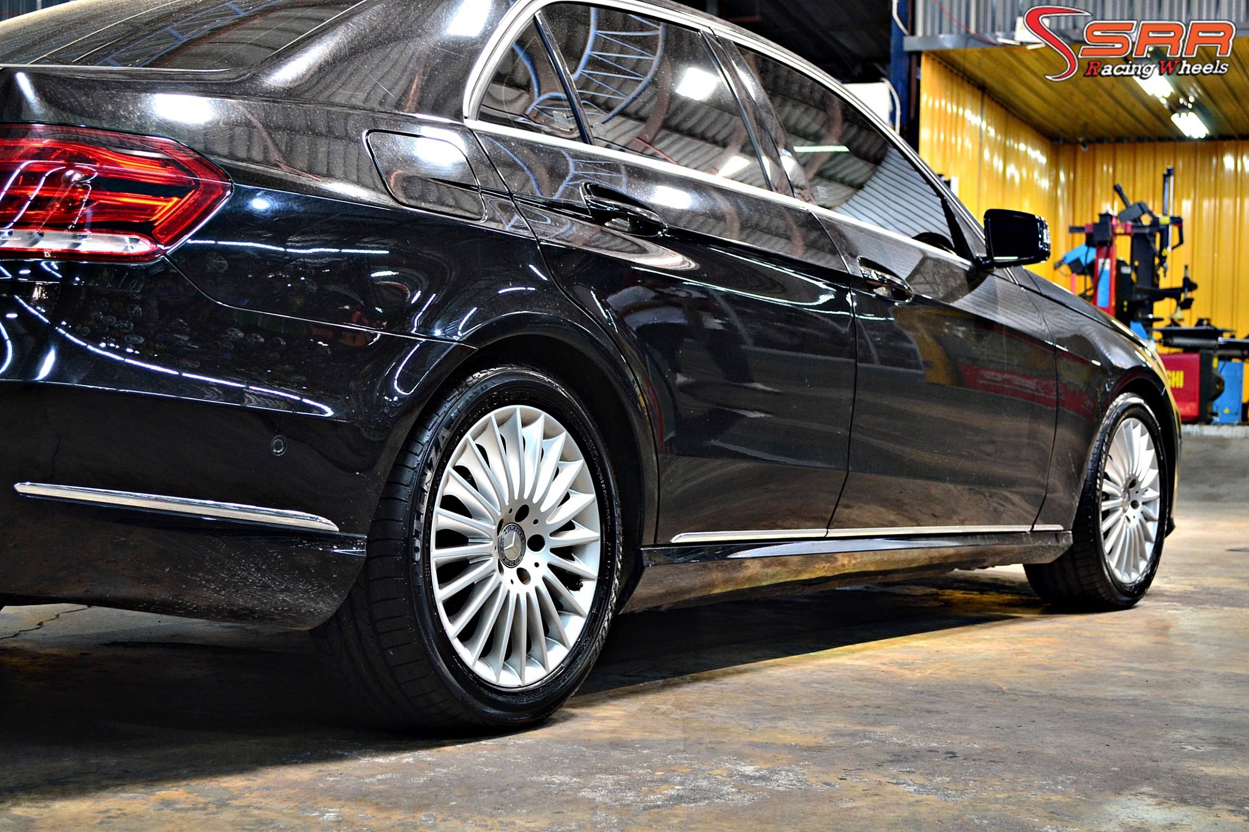 BRIDGESTONE POTENZA RE050 RFT 245/45R17