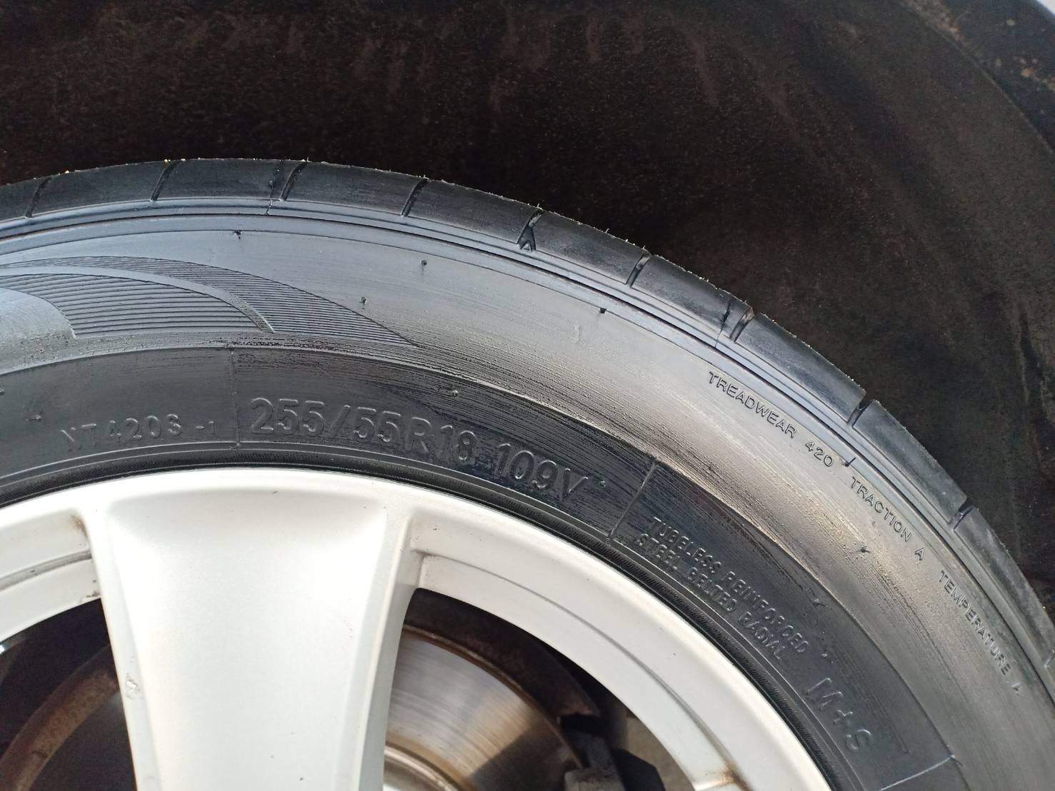 NITTO NT420S 255/55R18 ยางใหม่ปี2021 ราคาพิเศษ