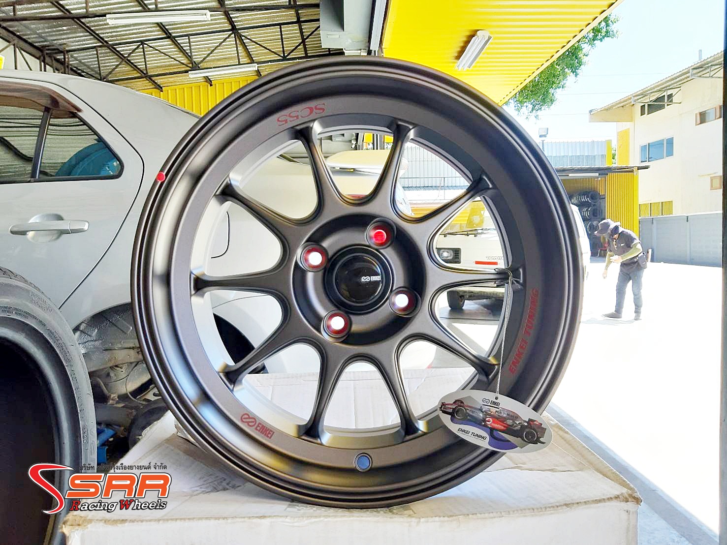 ENKEI TUNING SC55 ขอบ15 ET28 4x100 สีเทาตัวหนังสือแดง