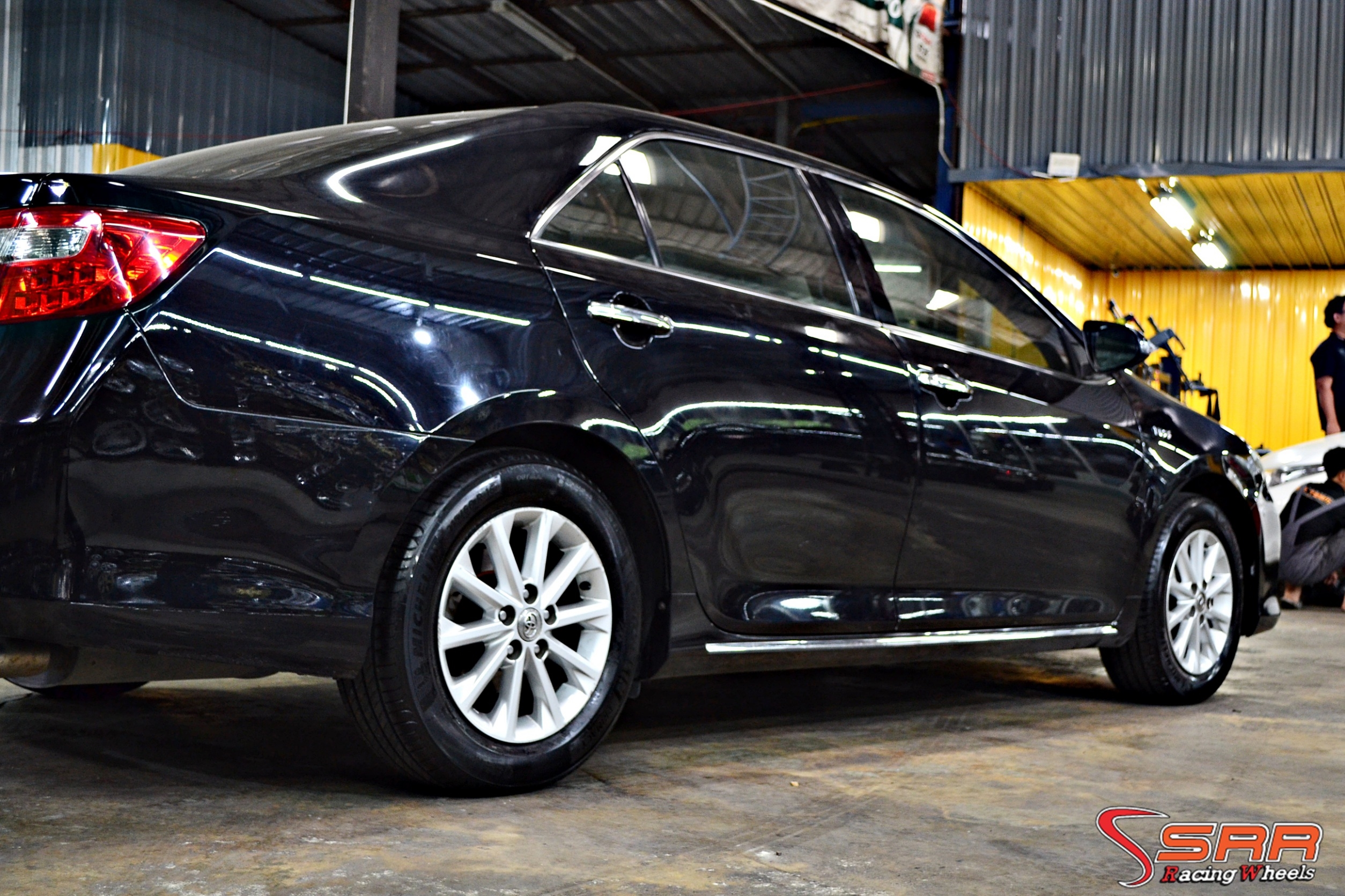 MICHELIN PRIMACY 4 215/60R16 ยางใหม่ ราคาพิเศษ