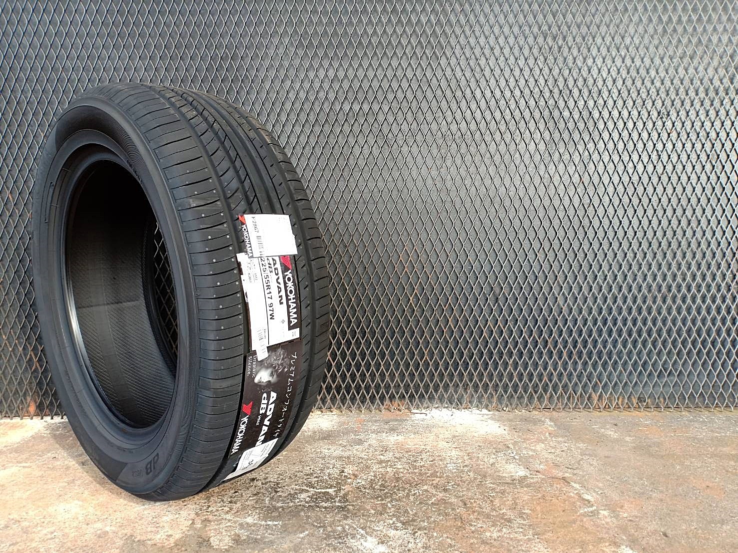YOKOHAMA ADVAN dB V552 225/55R17 ยางญี่ปุ่น ปี19