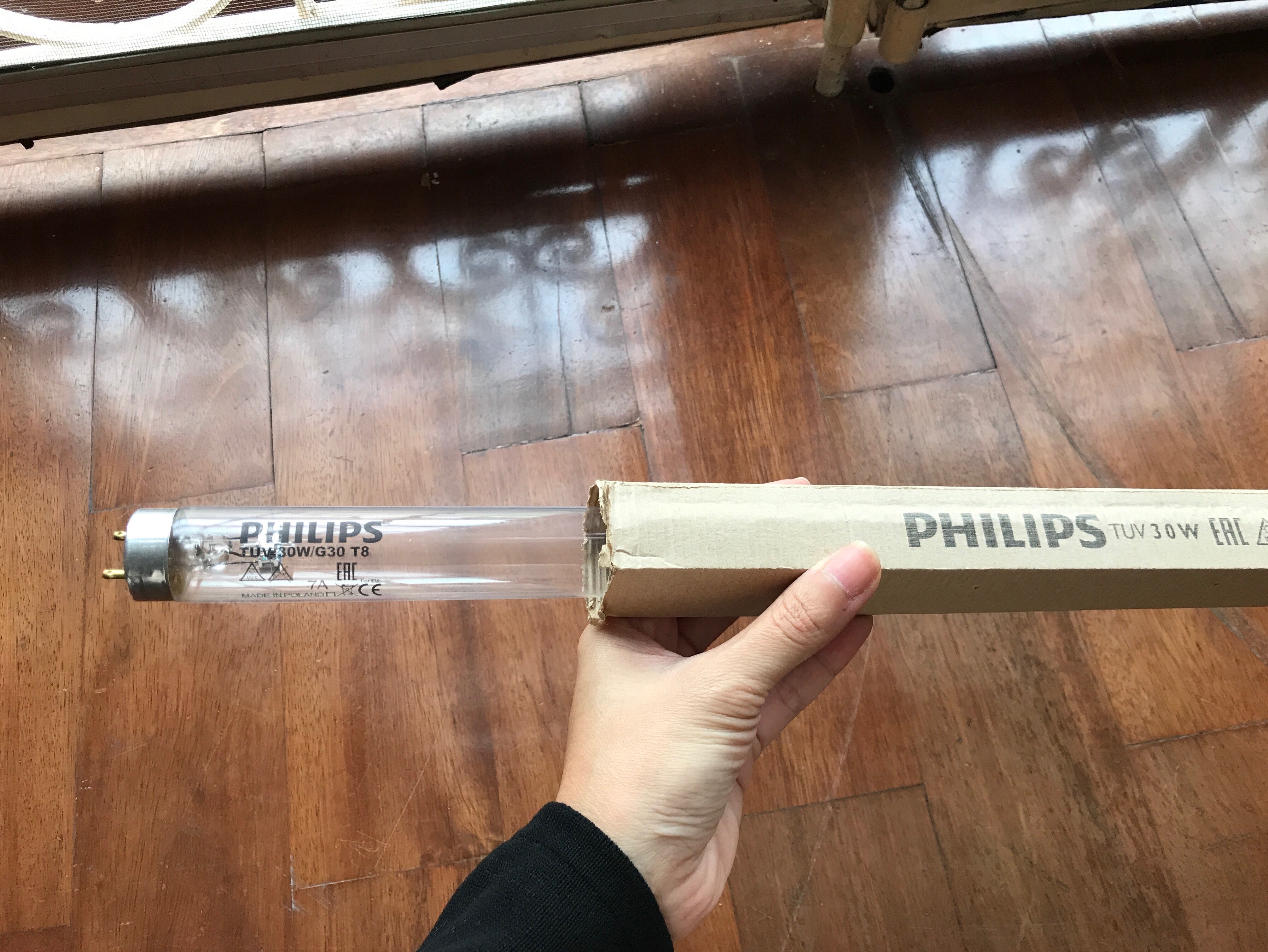 หลอดยูวี 30 วัตต์ (UV 30 Watts) มี 2 แบบ ให้เลือก