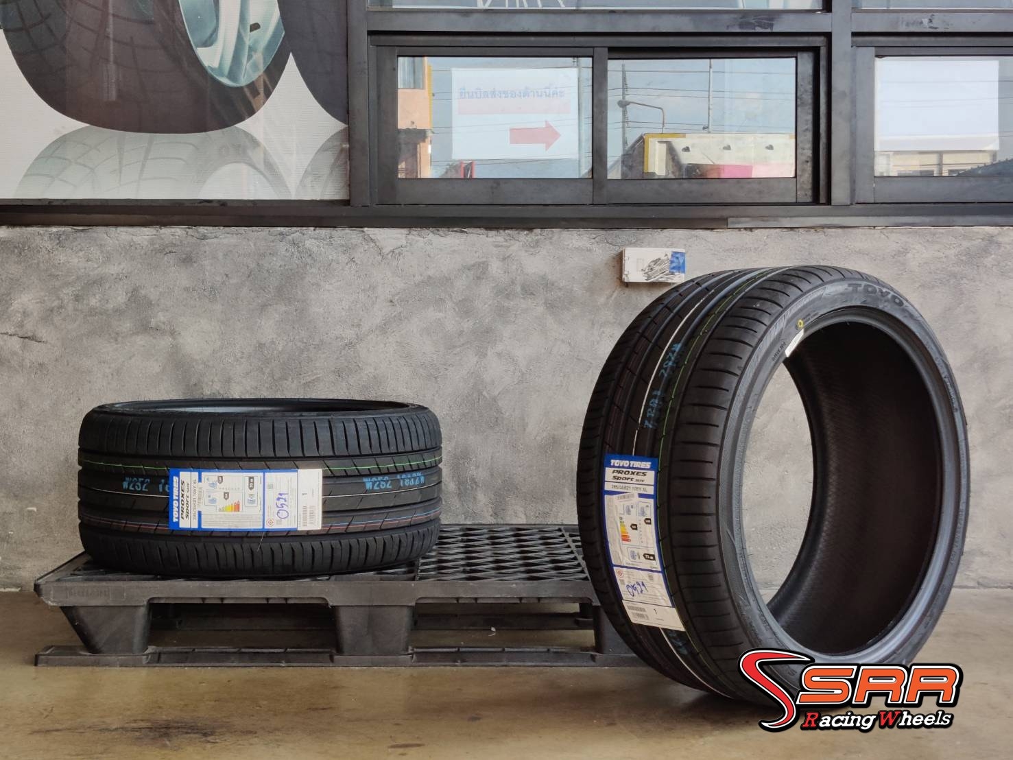 TOYO PROXES SPORT SUV 285/35R21 ยางใหม่ปี2021 สำหรับใส่ BENZ GLC