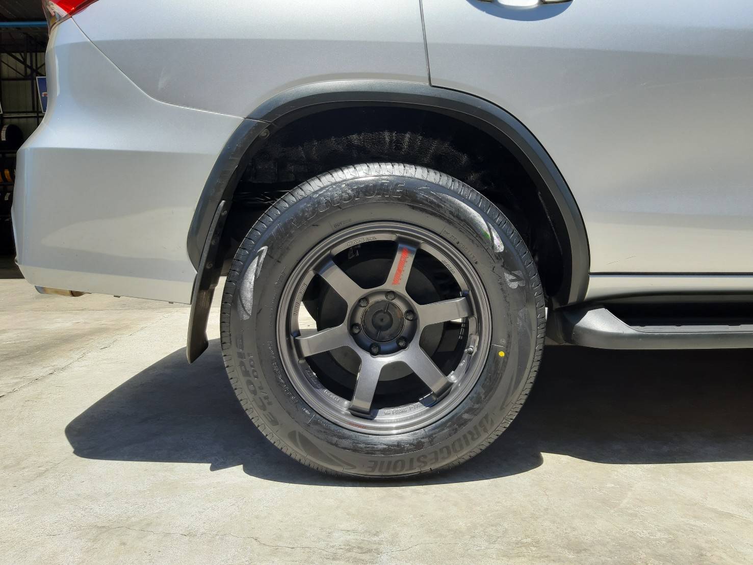 BRIDGESTONE ECOPIA H/L001 265/60R18 ยางใหม่ปี21 ราคาพิเศษ