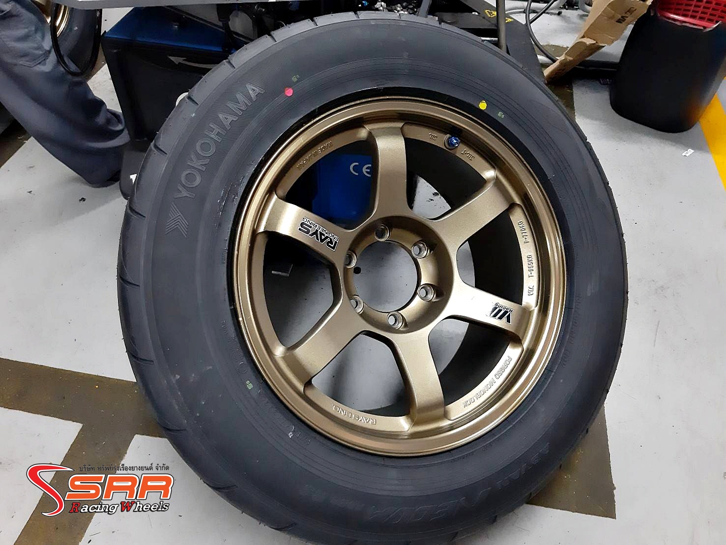 YOKOHAMA ADVAN AD08RS 265/60R18 ยางญี่ปุ่น ปี2021 ราคาพิเศษ