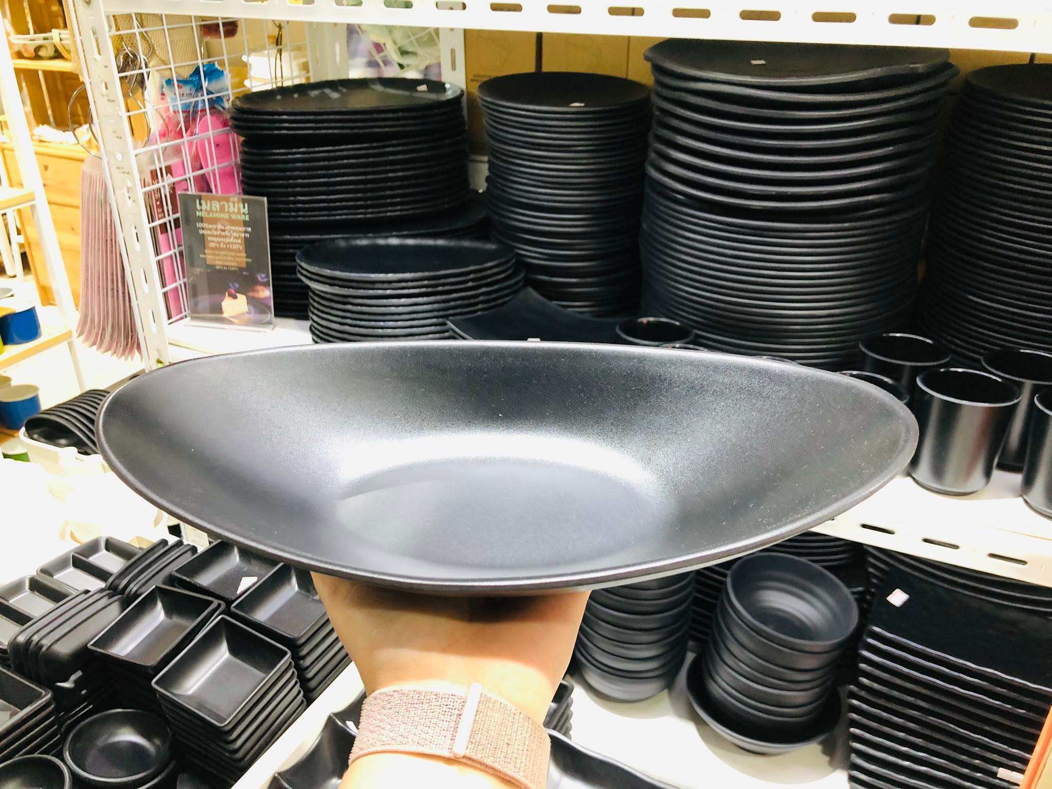 จานเปล จานเมลามีน จานสีดำ อย่างดี ราคาต่อใบ