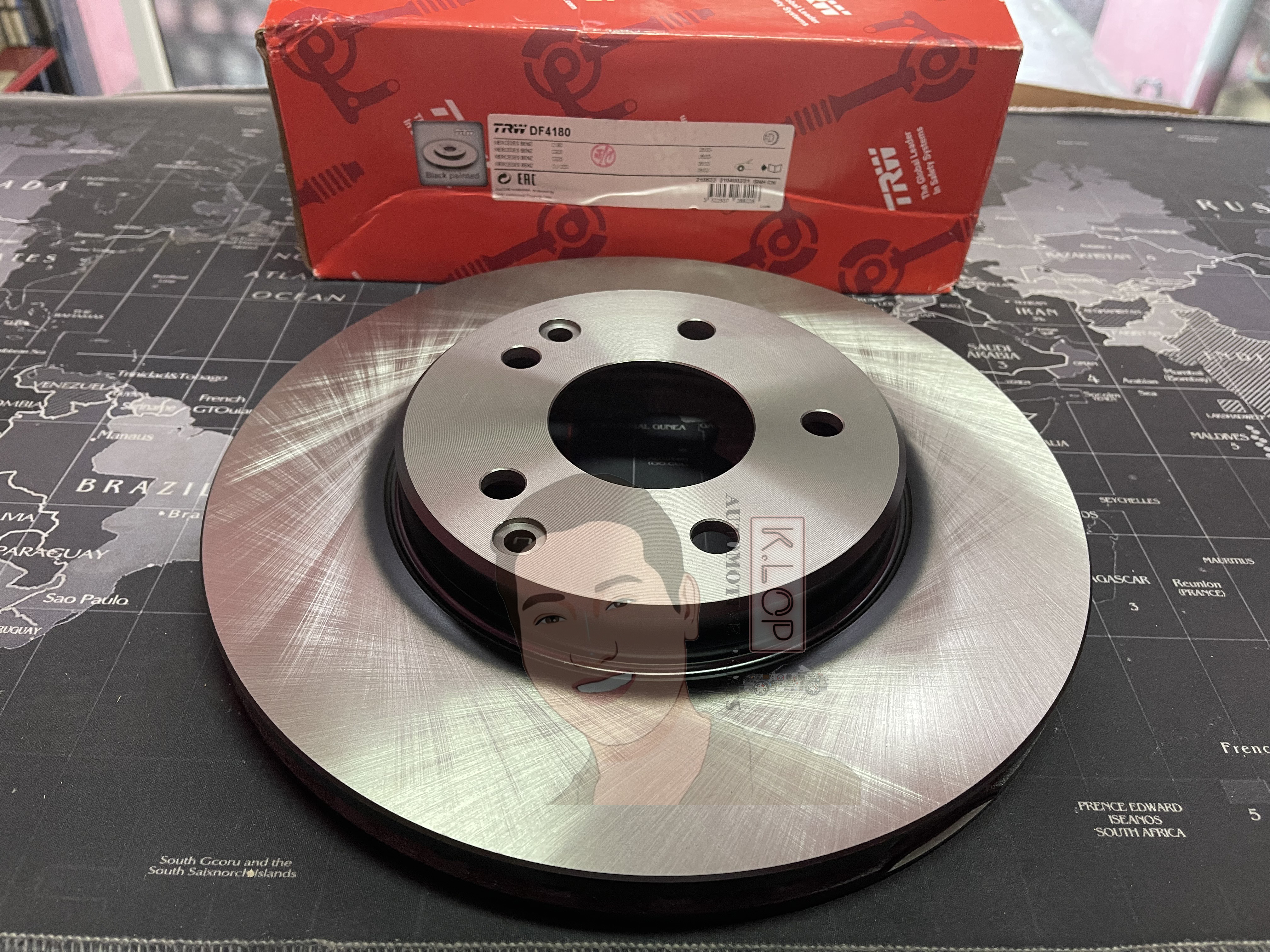 DF4180 จานเบรค-ดรัมเบรค(TRW) BENZ R170 SLK 200,SLK230 ปี1996-2004 / R171 SLK 200 KOM ปี2004-2011 /W203 C180,C200 KOMPRESSOR ปี1993-2002 /W208 CLK 200,CLK200 KOM,CLK230 KOM ปี1997-2002 F V
