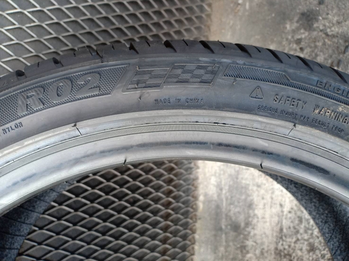 RYDANZ ROADSTER R02 205/45ZR17 ปี19