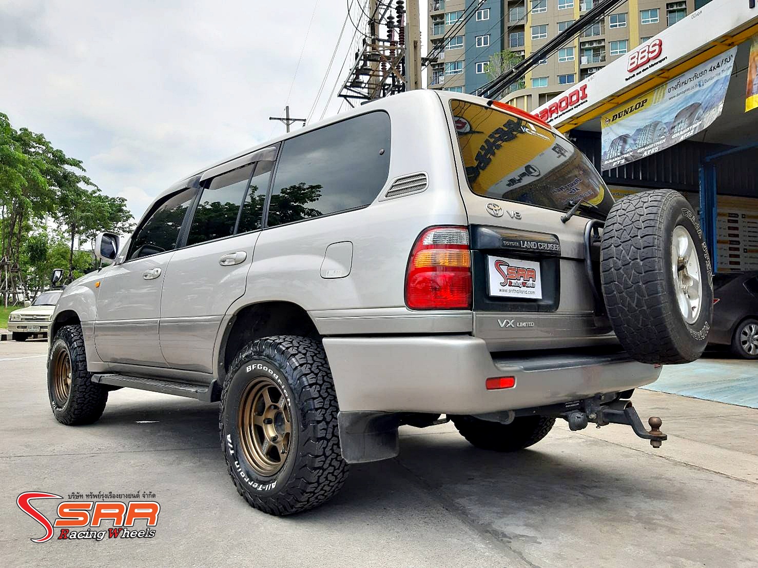 BFGoodrich All Terrain T/A KO2 265/75R16 ยางปี20 ราคาพิเศษ