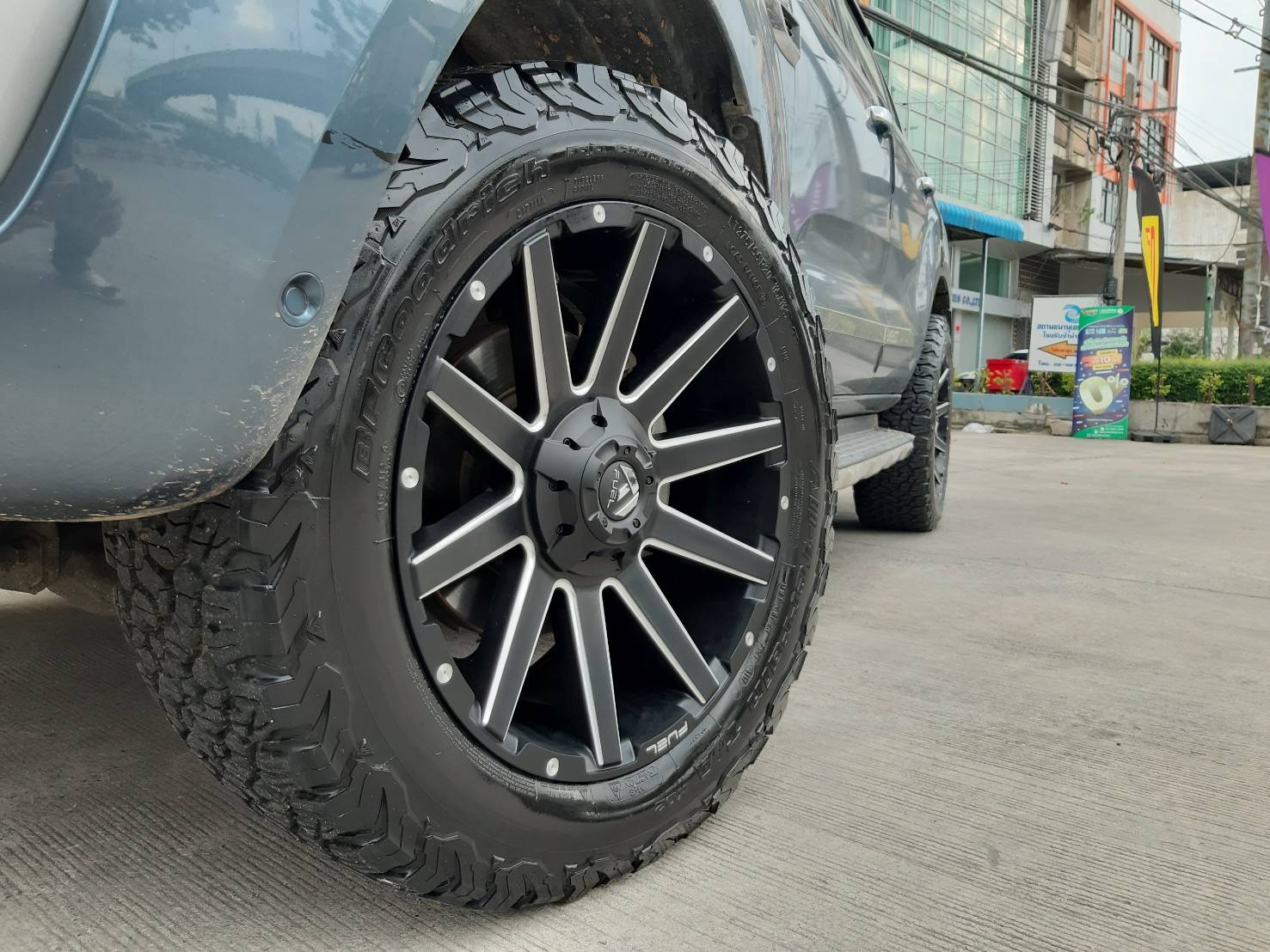 FUEL CONTRA D616 ขอบ20 6x135/6x139.7 ET+20 MATTE BLACK MILLED