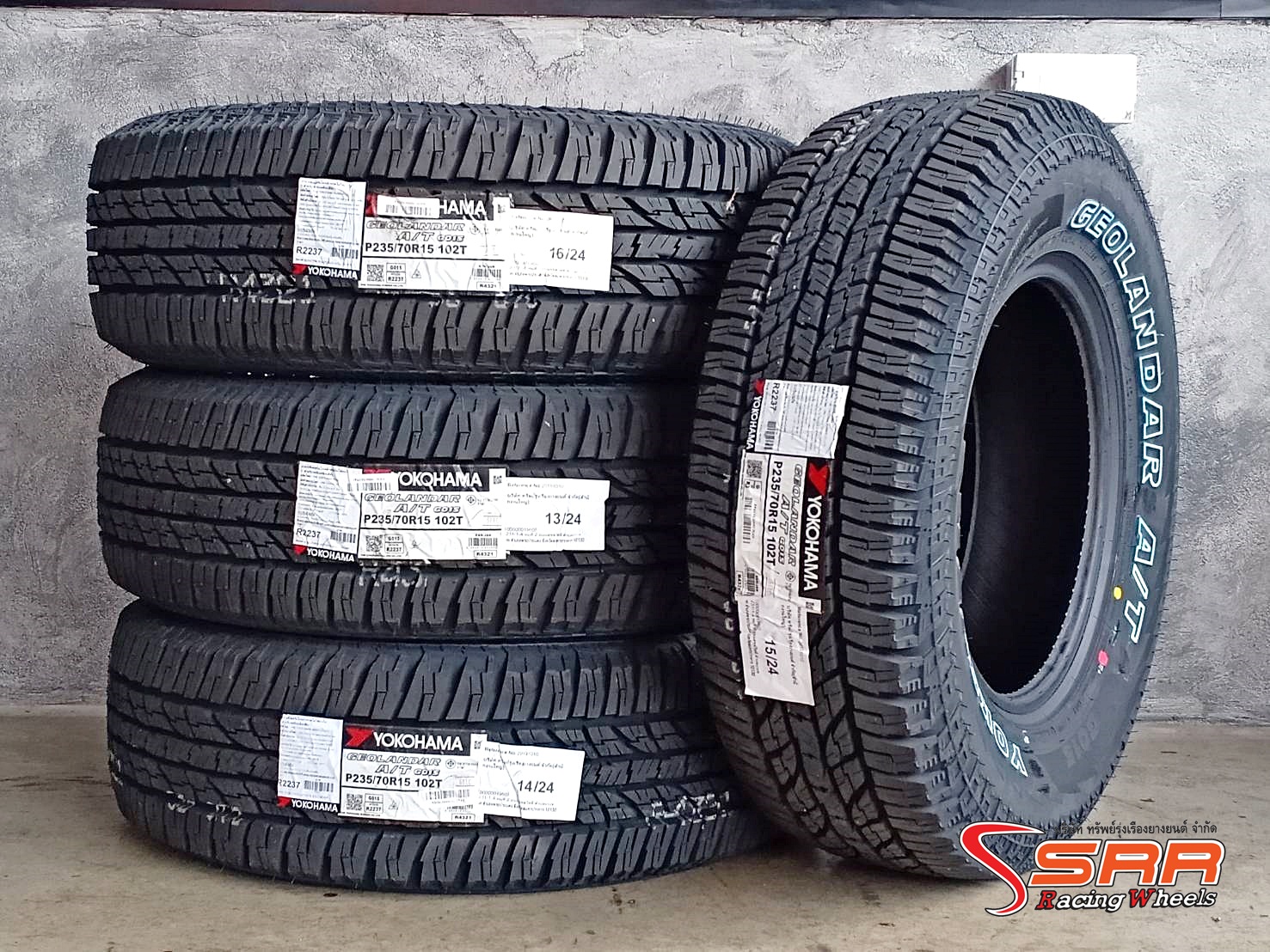 YOKOHAMA GEOLANDAR A/T G015 235/70R15 ยางใหม่ปี19 ราคาพิเศษ