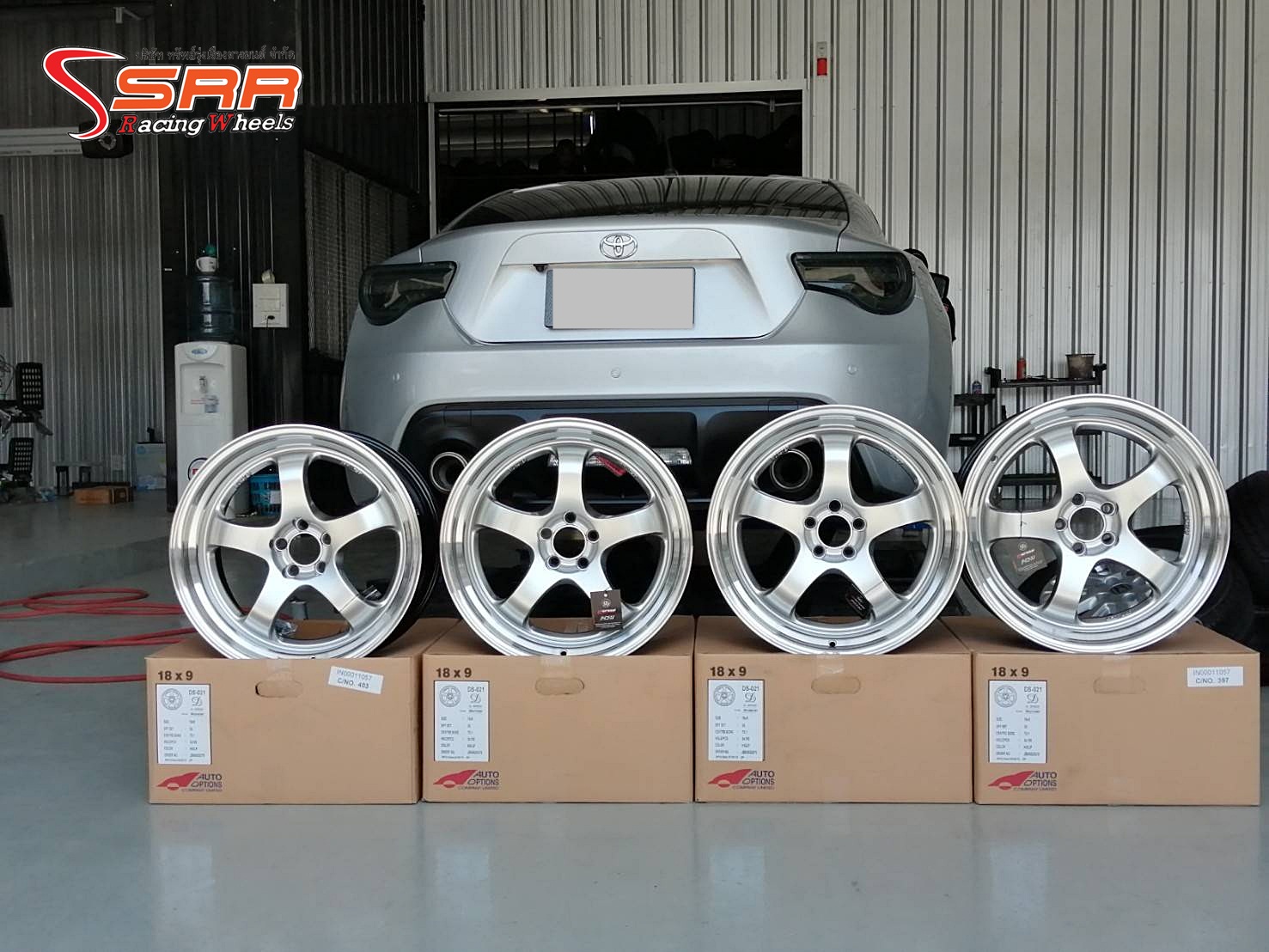 S1R DS021 งานออโต้ ขอบ18 ET35 5x100 HS/LP