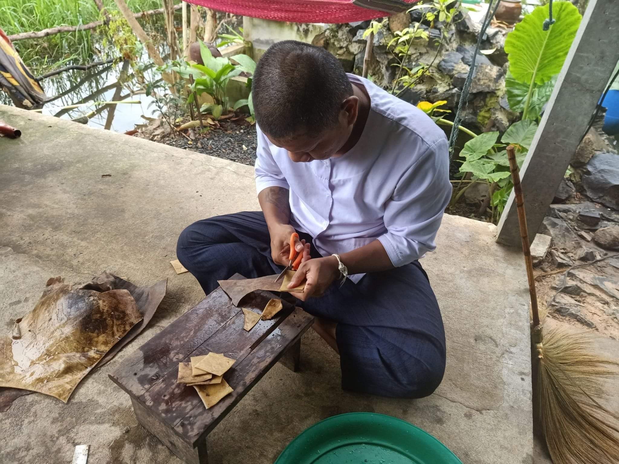 ตะกรุดหนังกลองแตกแหวกใจมนุษย์ อาจารย์เขมร FLT