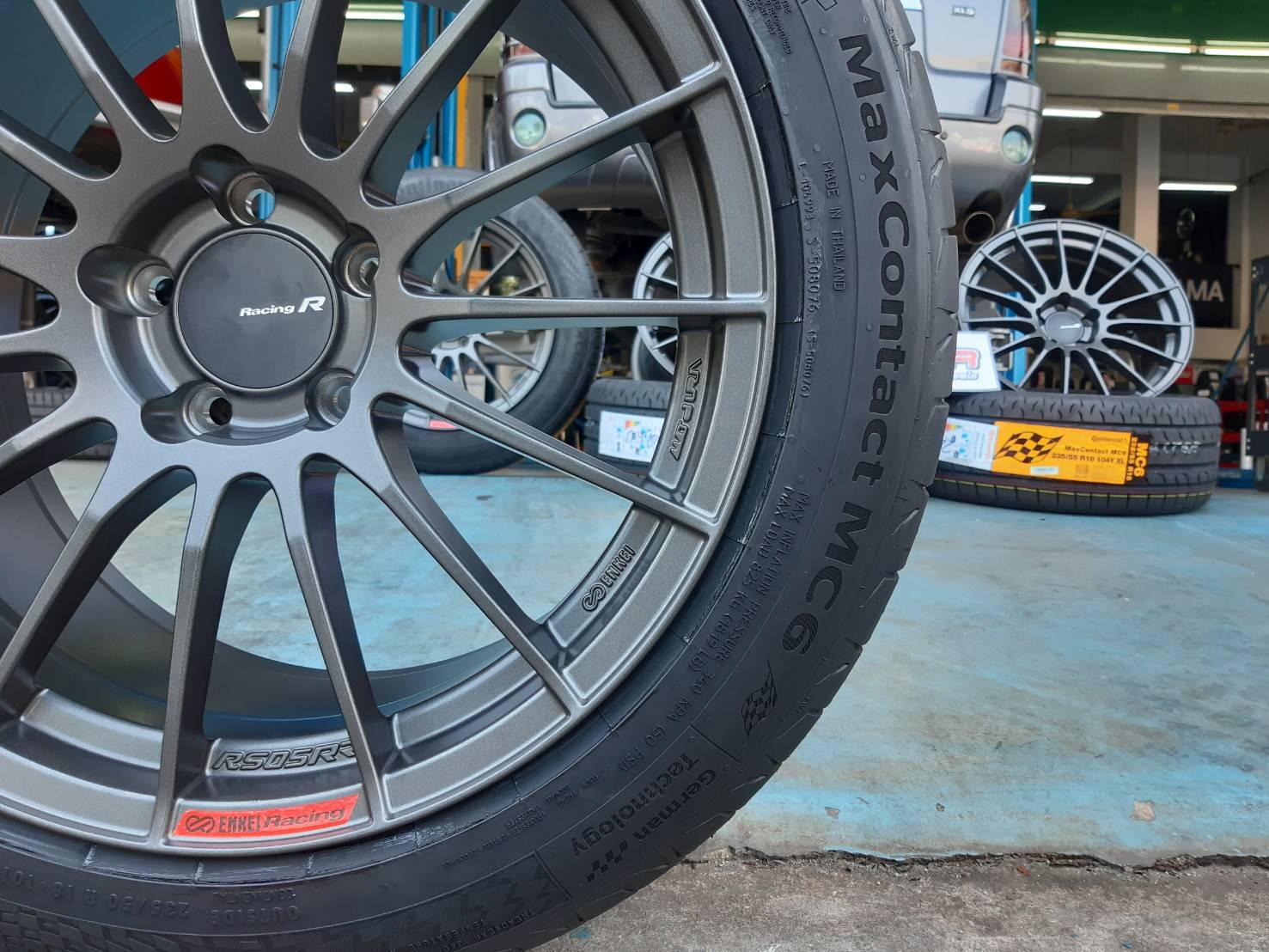 ENKEI RS05RR ล้อแท้ญี่ปุ่น ขอบ18 5x114.3 ET+35 Matte Dark Gunmetallic