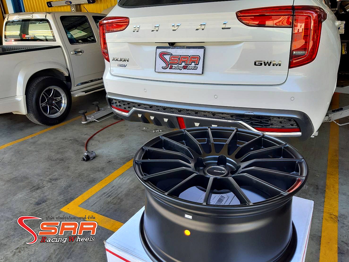 ENKEI RS05RR ล้อไทย ขอบ18 5H114.3 ET35 MATT BLACK