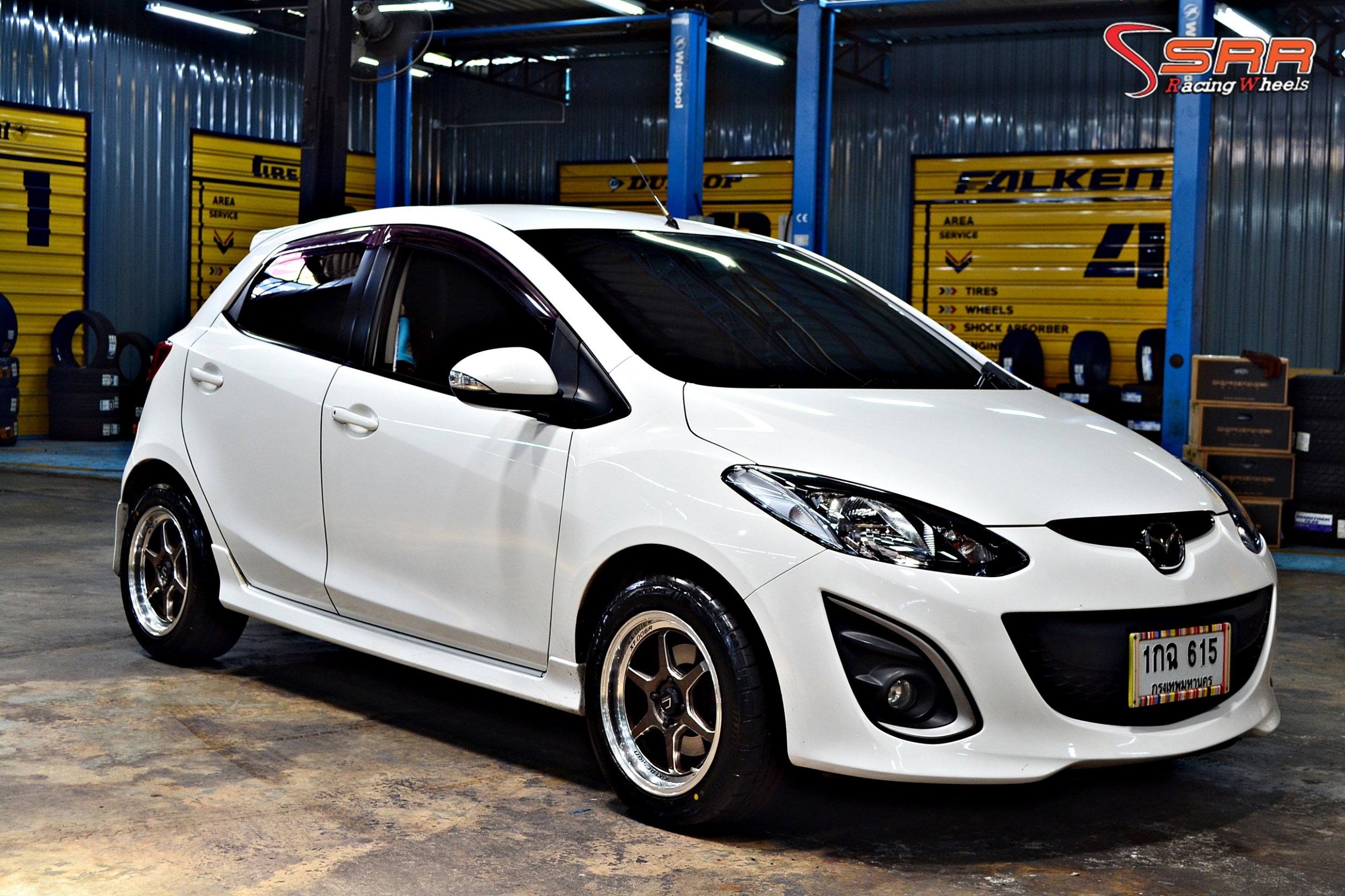 BRIDGESTONE RE003 195/55R15 ยางปี2020 ราคาพิเศษ