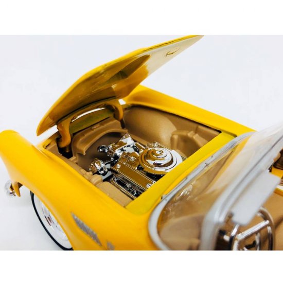 1956 Ford Thunderbird 1:24 โมเดลรถเหล็ก (ปลีก-ส่ง)