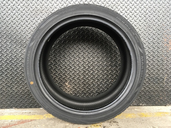 MARSHAL MU12 225/40ZR18