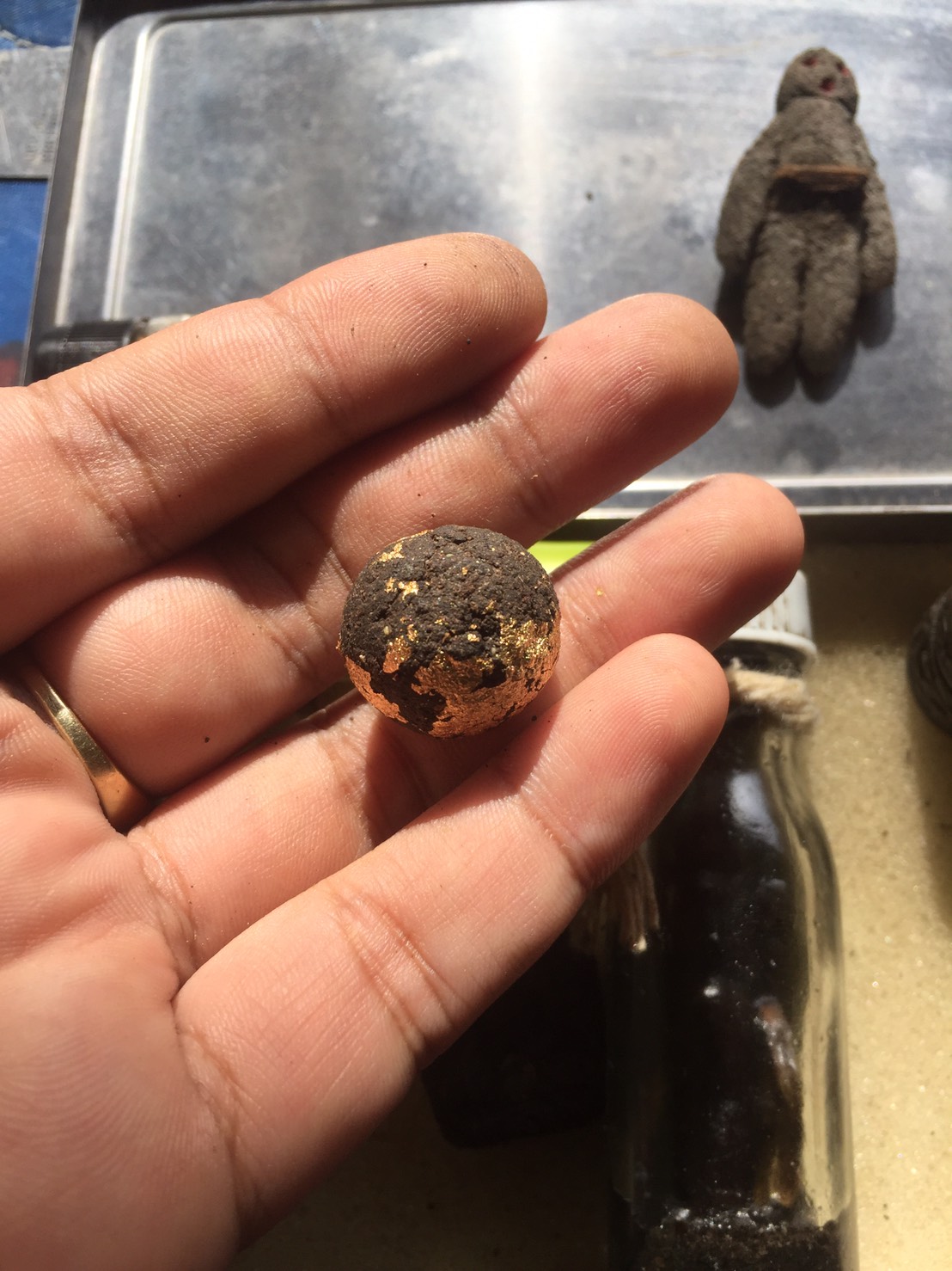 ลูกอมลูกใหญ่ชุดบูชาครูปิดทองเดิมเดิม อาจารย์เปล่ง บุญยืน