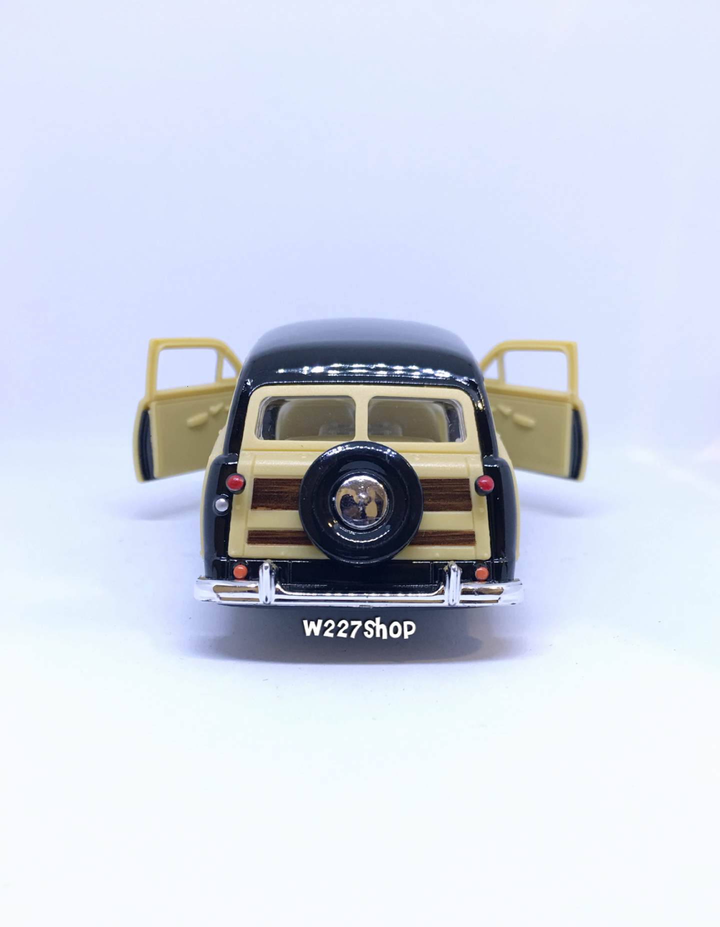 1949 Ford Woody Wagon โมเดลรถเหล็ก (ปลีก-ส่ง)