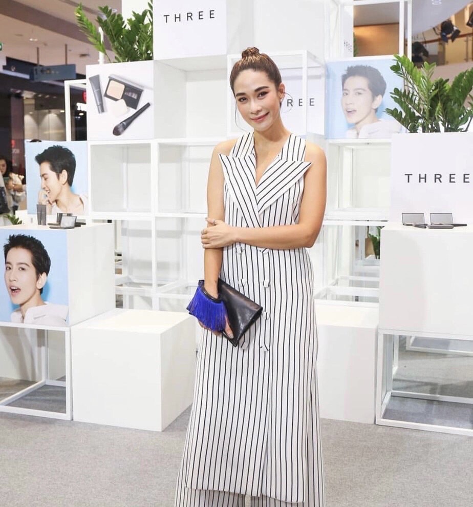 3106-1582 เสื้อตัวยาวไตล์เดรสแขนกุด คอปกทรงเก๋ กระดุมหน้าใช้งานได้จริง