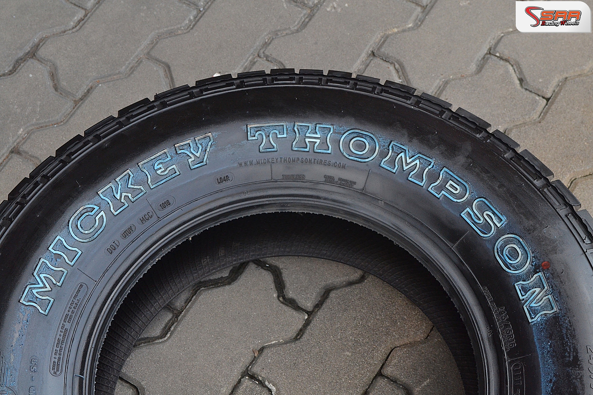 MICKEY THOMPSON BAJA STZ 245/75R16 ลดราคาพิเศษ เส้นละ 2,500 บาท