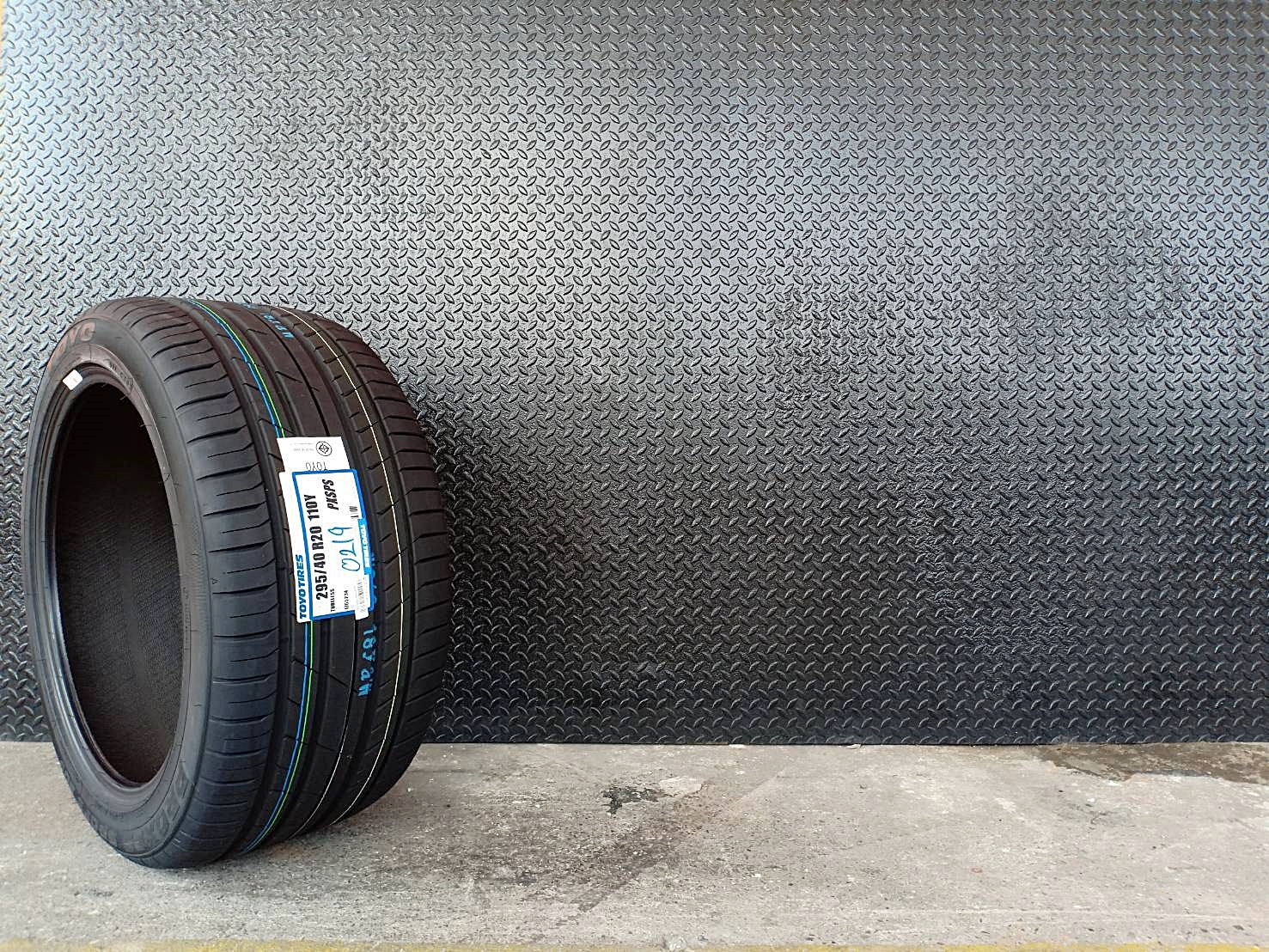 TOYO PROXES SPORT SUV 295/40R20 ยางญี่ปุ่น ราคาพิเศษ