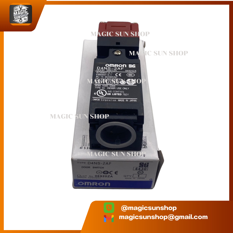 929041 OMRON D4NS-2AF Made in Japan สวิตช์ประตู Door Switch