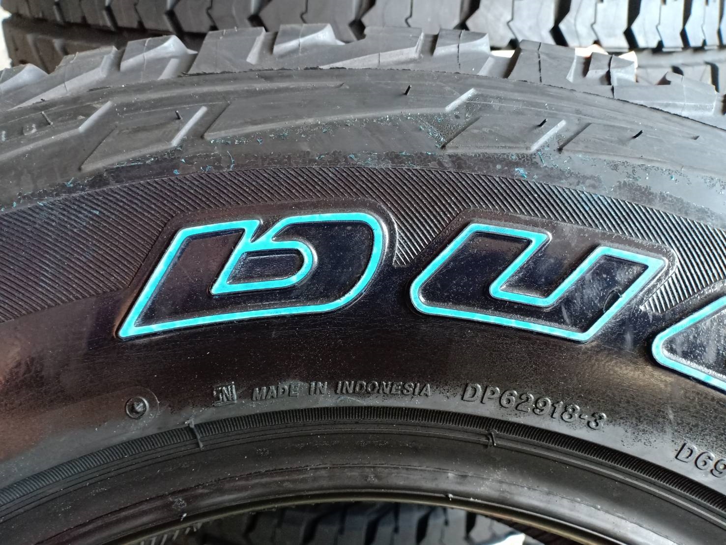 BRIDGESTONE DUELER A/T 697 245/70R16 ยางใหม่ปี19 เส้นละ 5,500 บาท