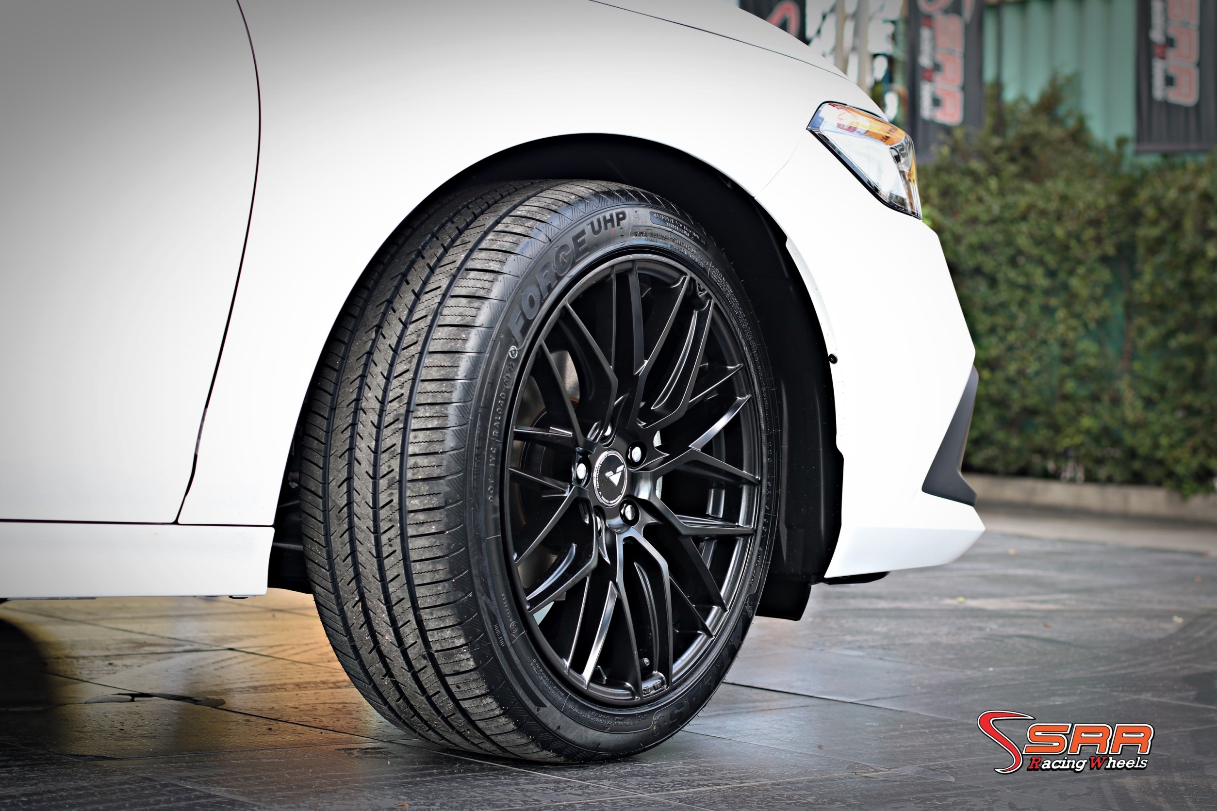 Vorsteiner V-FF 107 ขอบ18 5H113 ET38 MB มีจำหน่ายที่ร้านSRR