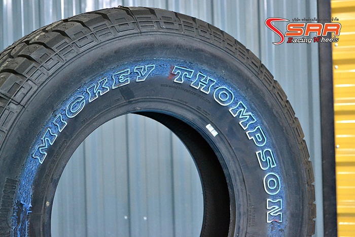 MICKEY THOMPSON STZ 265/75R16 เส้นละ 4,900 บาท