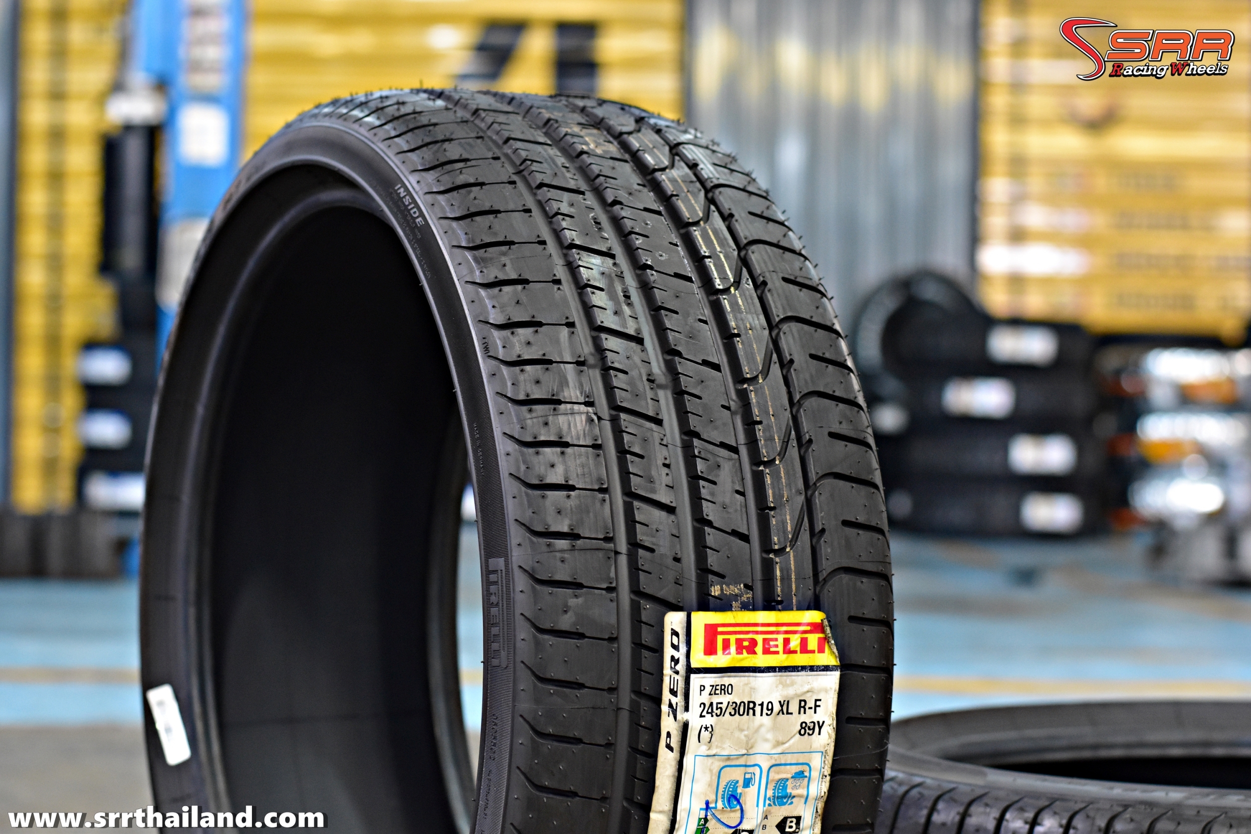 PIRELLI P ZERO R-F RUNFLAT 245/30R19 ยางรันแฟลท ลดราคาพิเศษ