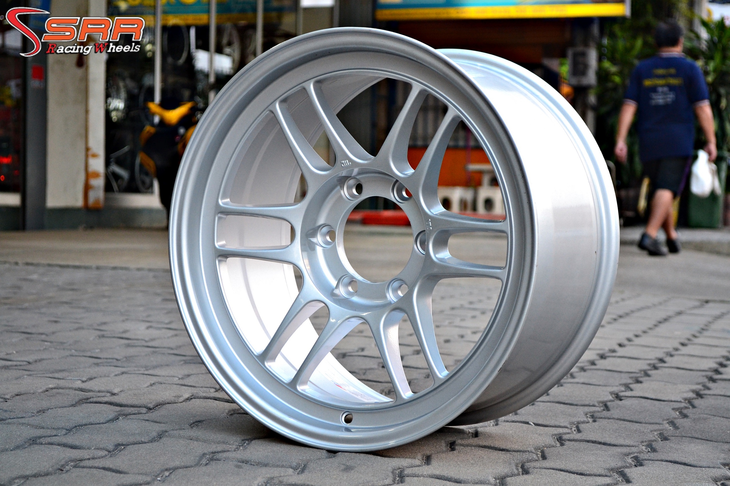 RPF1 TKF1 ขอบ18 สเปกล้อใส่รถกระบะ และSUV ไม่ล้นซุ้มล้อนะครับ