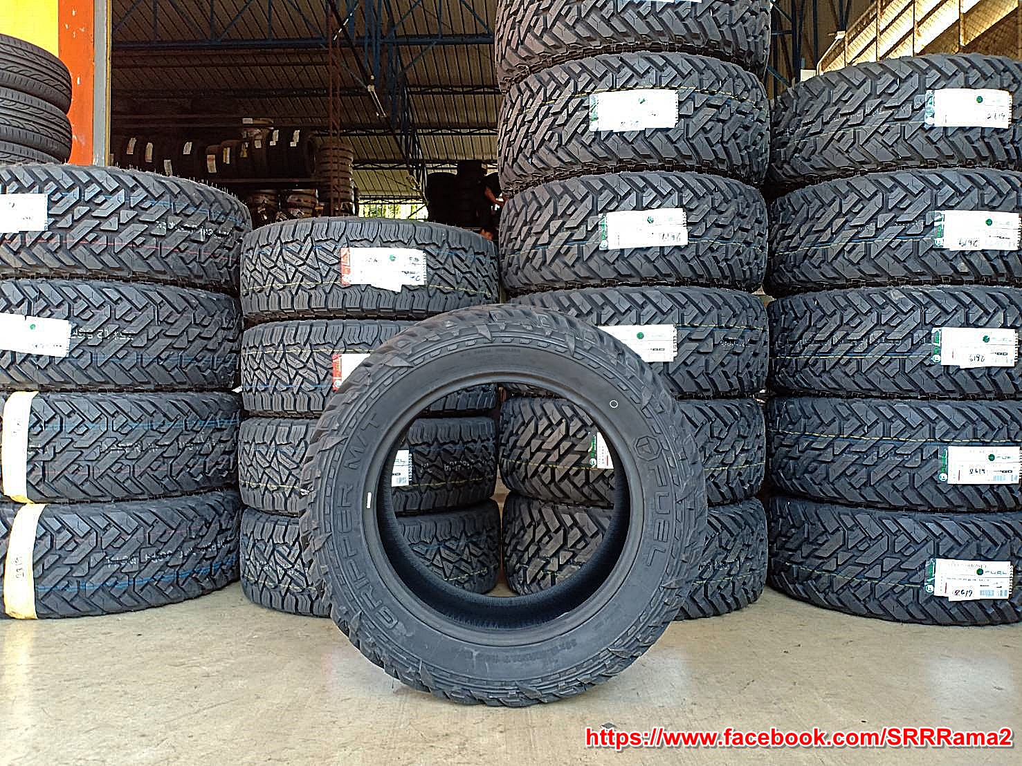 FUEL OFF-ROAD GRIPPER M/T 33x12.5R20 ยางMud-Terrain ราคาพิเศษ