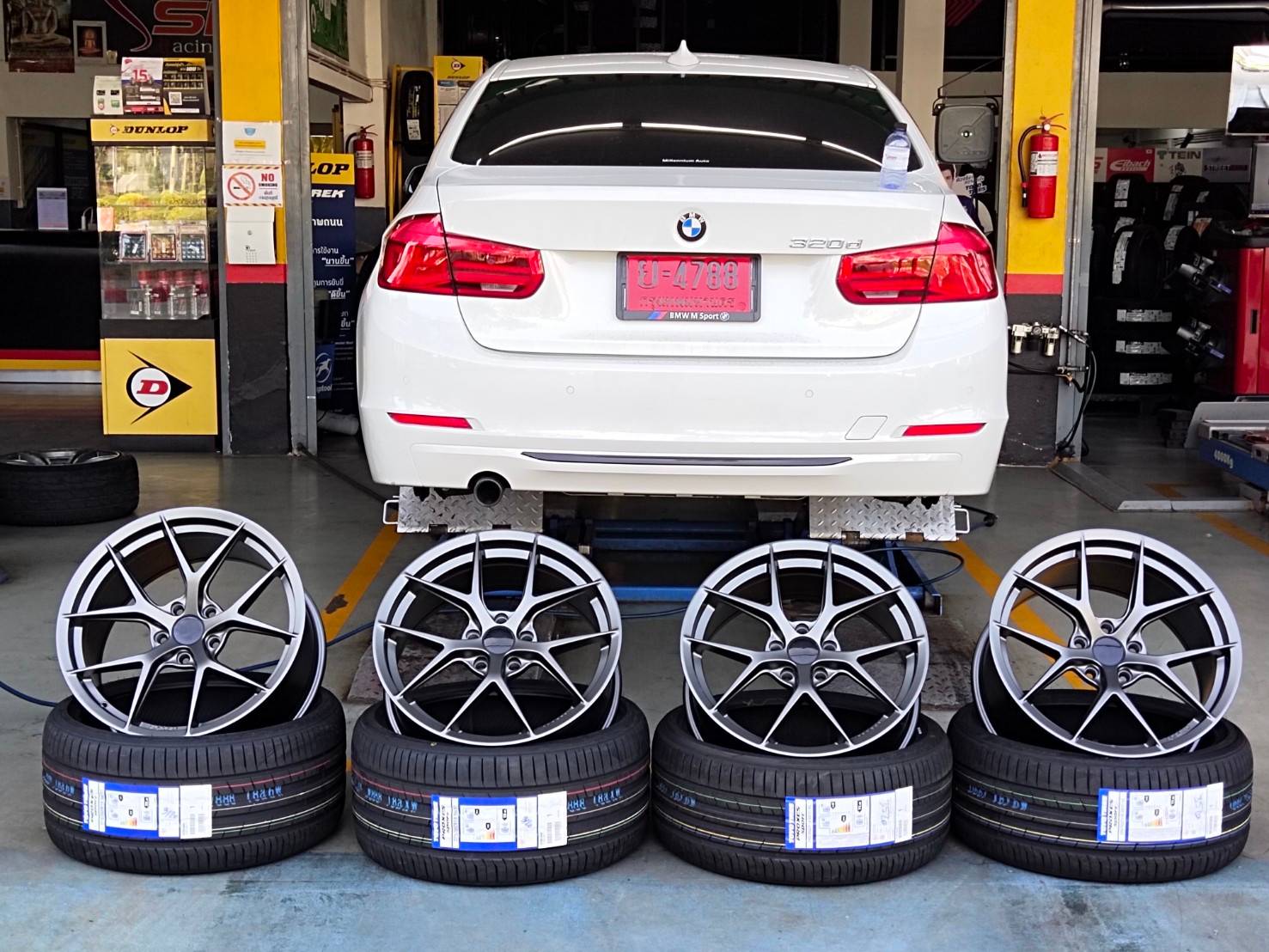 BBS FIR ขอบ19 หน้า8.5 หลัง9.5 5x120 ET+35 GM-FLAT