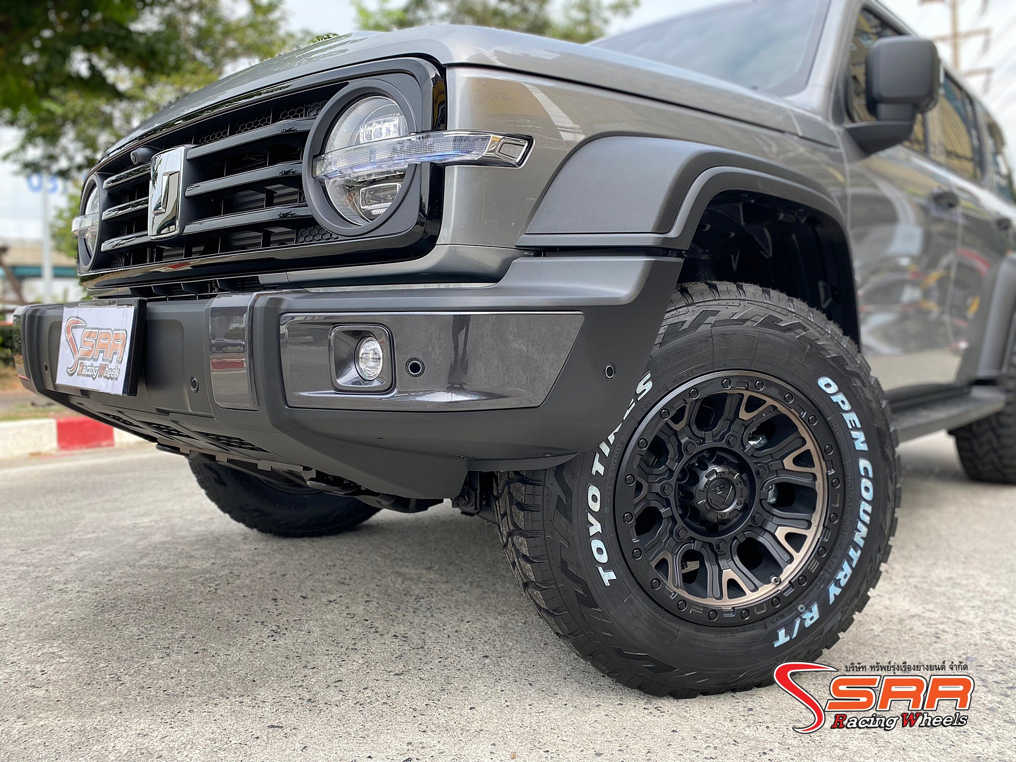FUEL TRACTION ขอบ17 6x139.7 ET1 MATTE BLACK / DDT ราคาพิเศษ