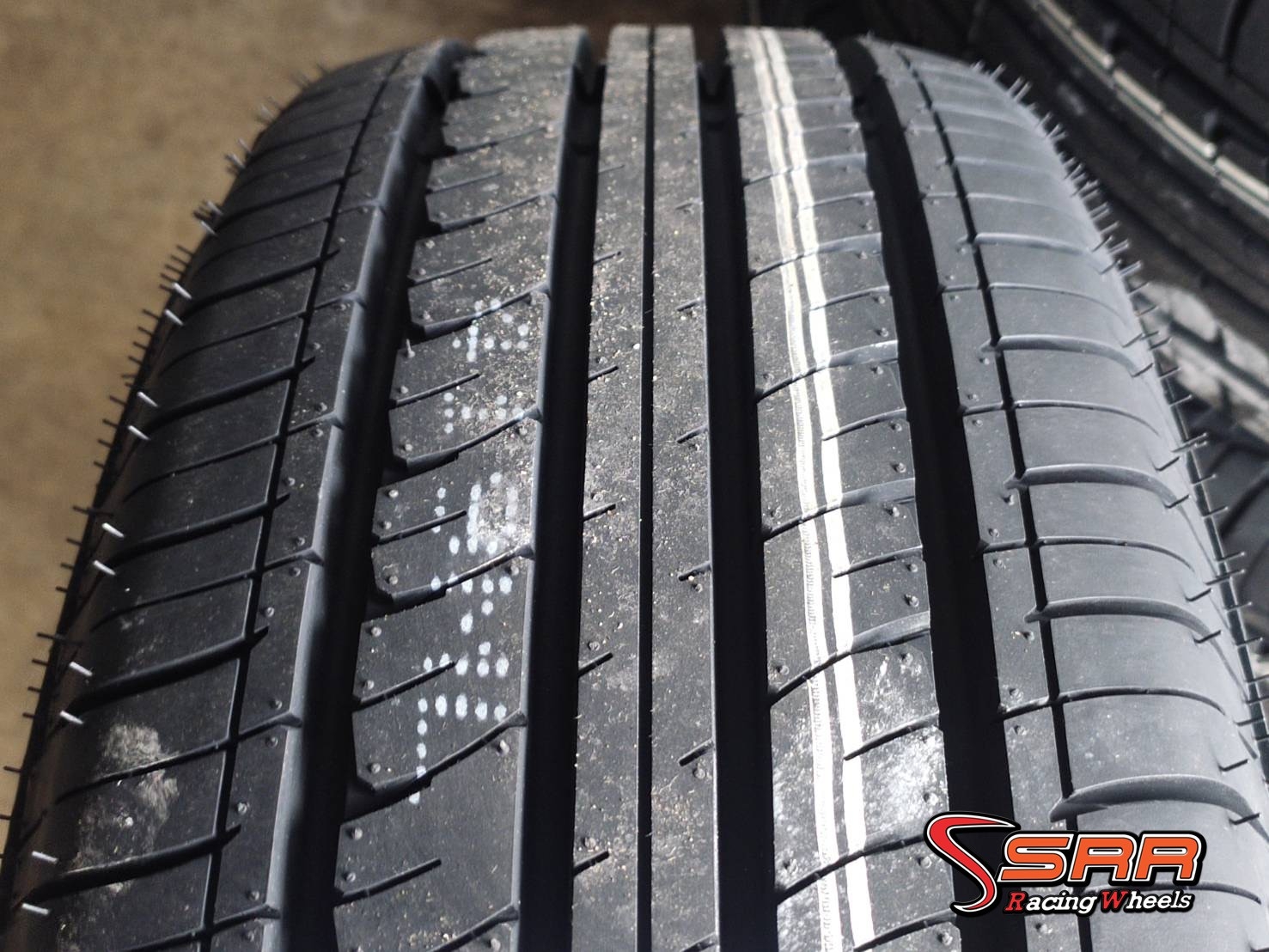 OTANI MK2000 225/75R15 ยางสำหรับรถกระบะและรถตู้ ราคาพิเศษ