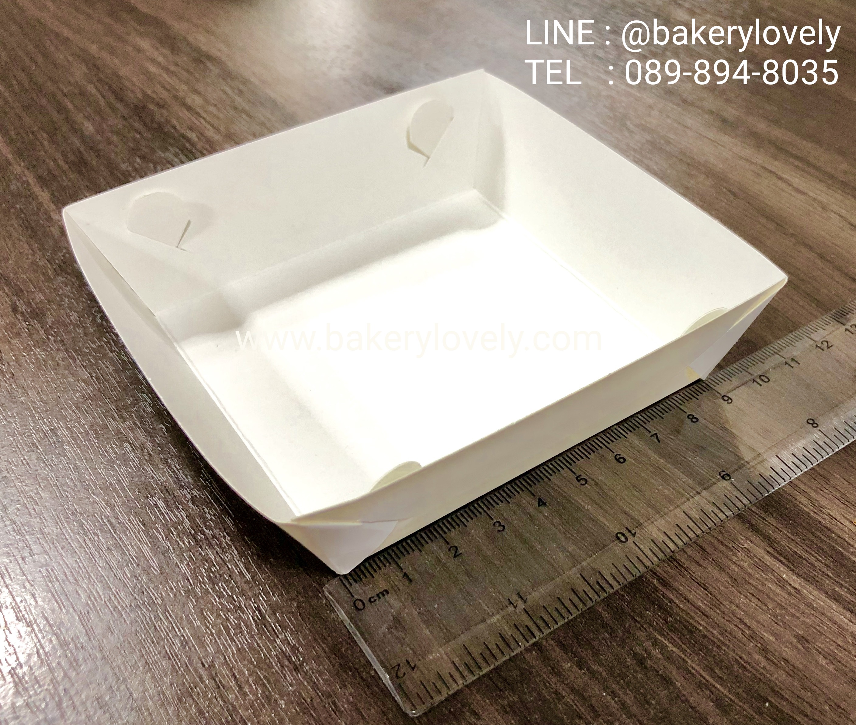 ถาดกระดาษ สีขาว 9x9x3 cm ขอบเรียบ ( เคลือบ1ด้าน )