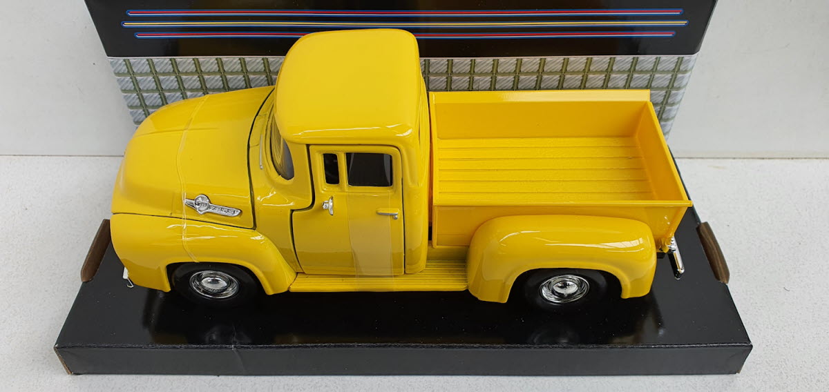 1955 Ford F-100 Pickup โมเดลรถเหล็ก scale 1:24 (ปลีก-ส่ง)
