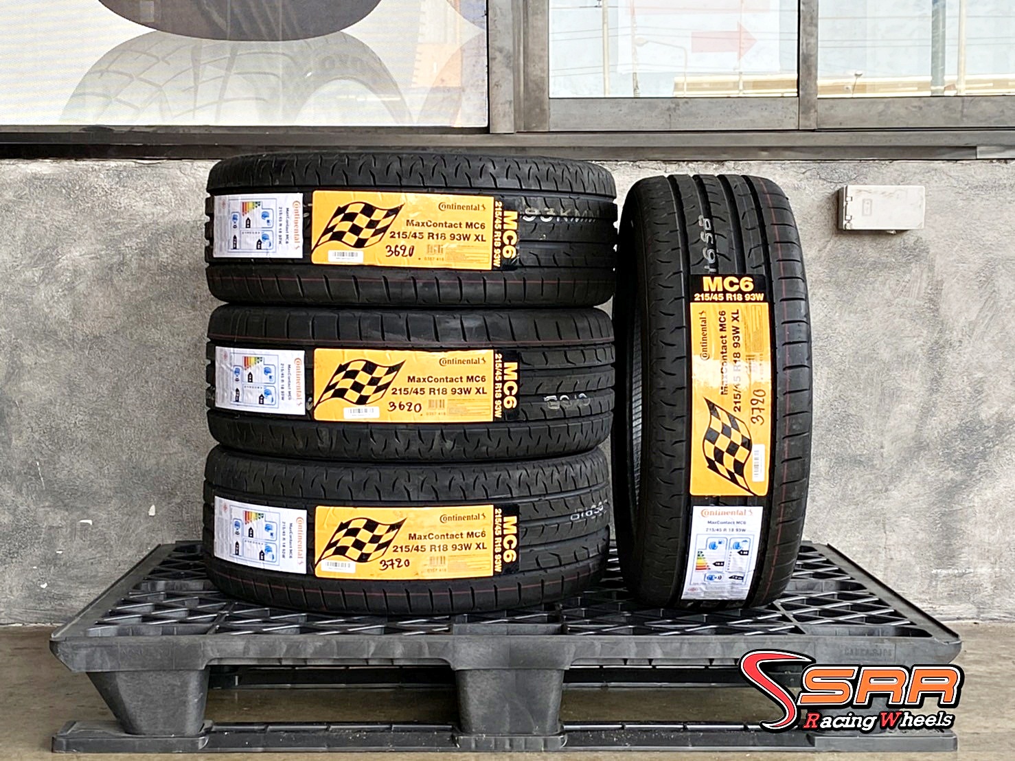 CONTINENTAL MaxContact MC6 215/45R18 ยางใหม่ปี20 ราคาพิเศษ