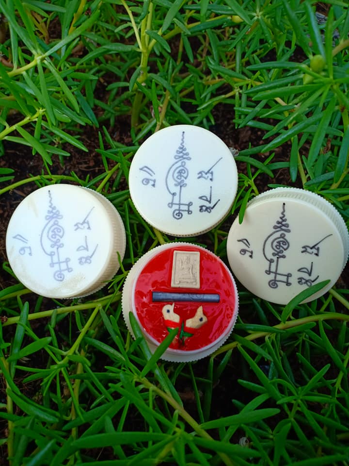 สีผึ้งมงคล ปากหวาน ลุงฟ้อยร้อยเมีย