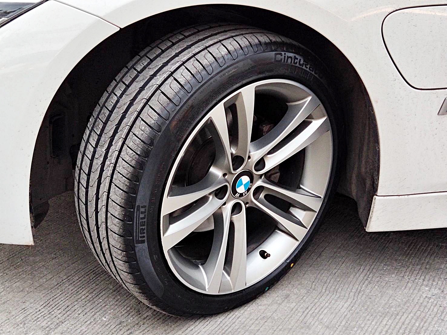 PIRELLI CINTURATO P7 R-F 225/45R18 ยางรันแฟลต ปี20 ราคาพิเศษ