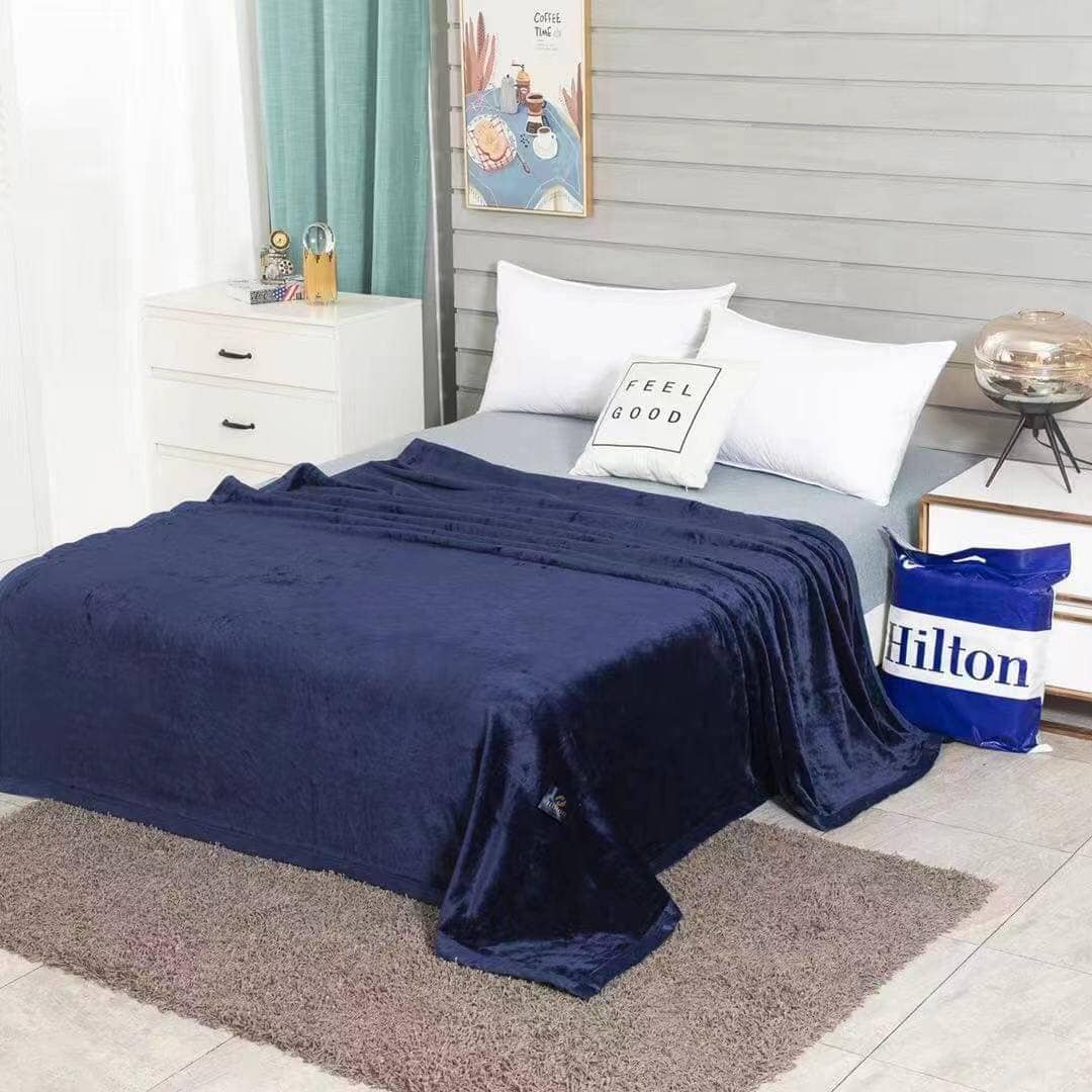 ผ้าห่มนาโนรุ่นหนานุ่มสีพื้น 6 ฟุต Hilton (1.2kg) (12 ผืนคละสี)