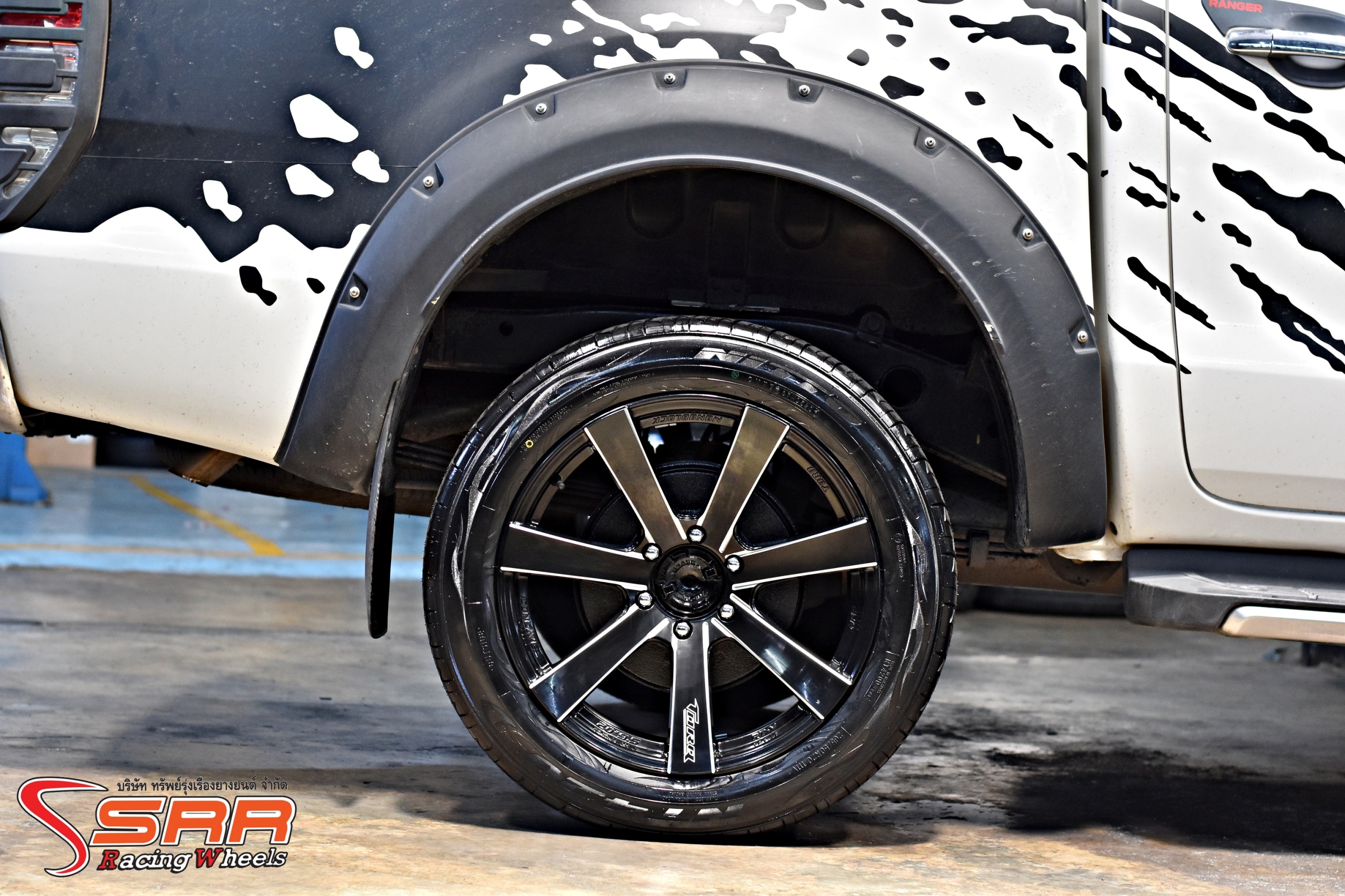 RTV TORQ ขอบ20 ET+20 6x139.7 BKSF สำหรับใส่กระบะ และSUV