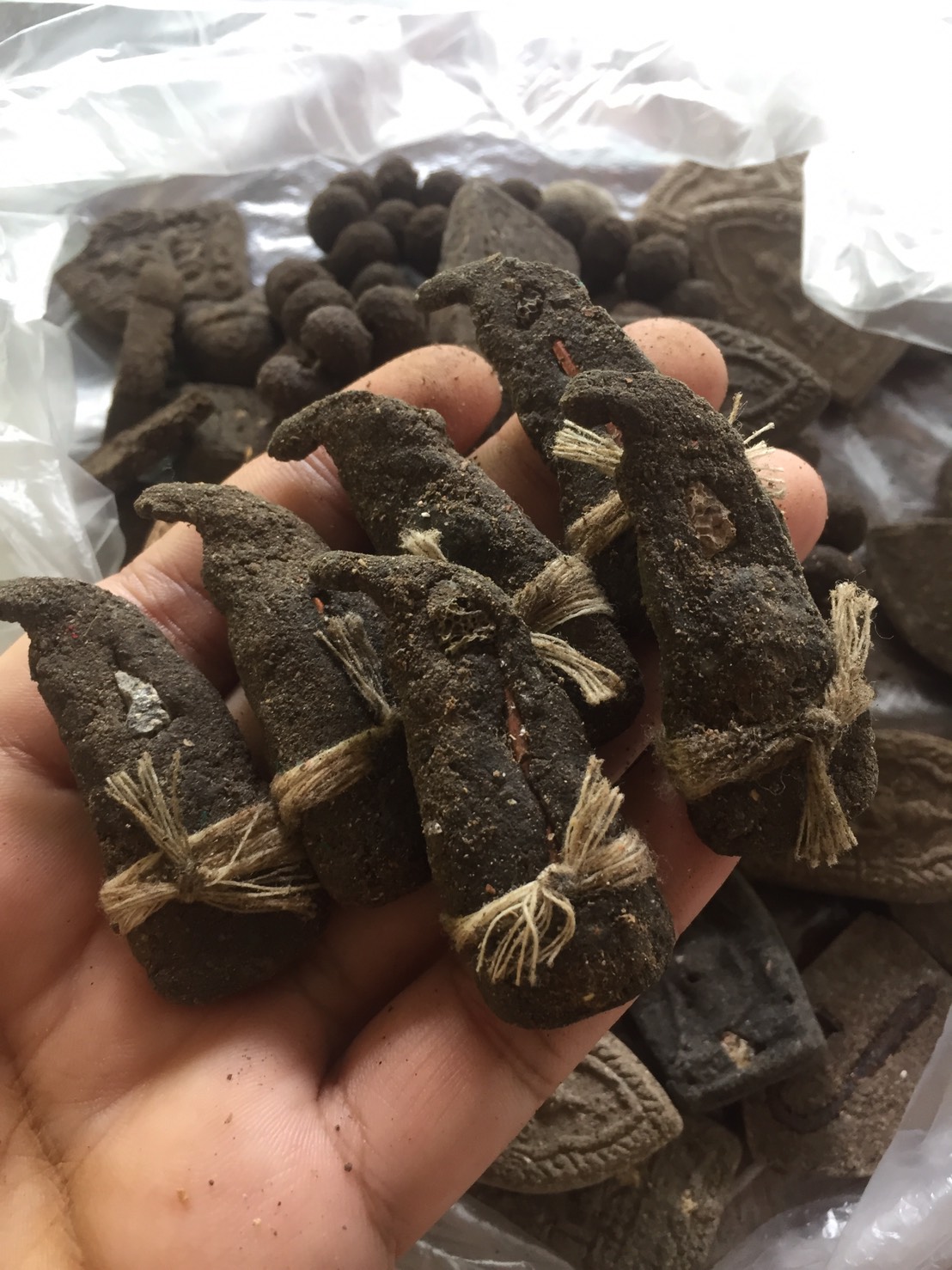 เครื่องรางชุดบูชาครูปี 45 อ.เปล่ง บุญยืน สุรินทร์