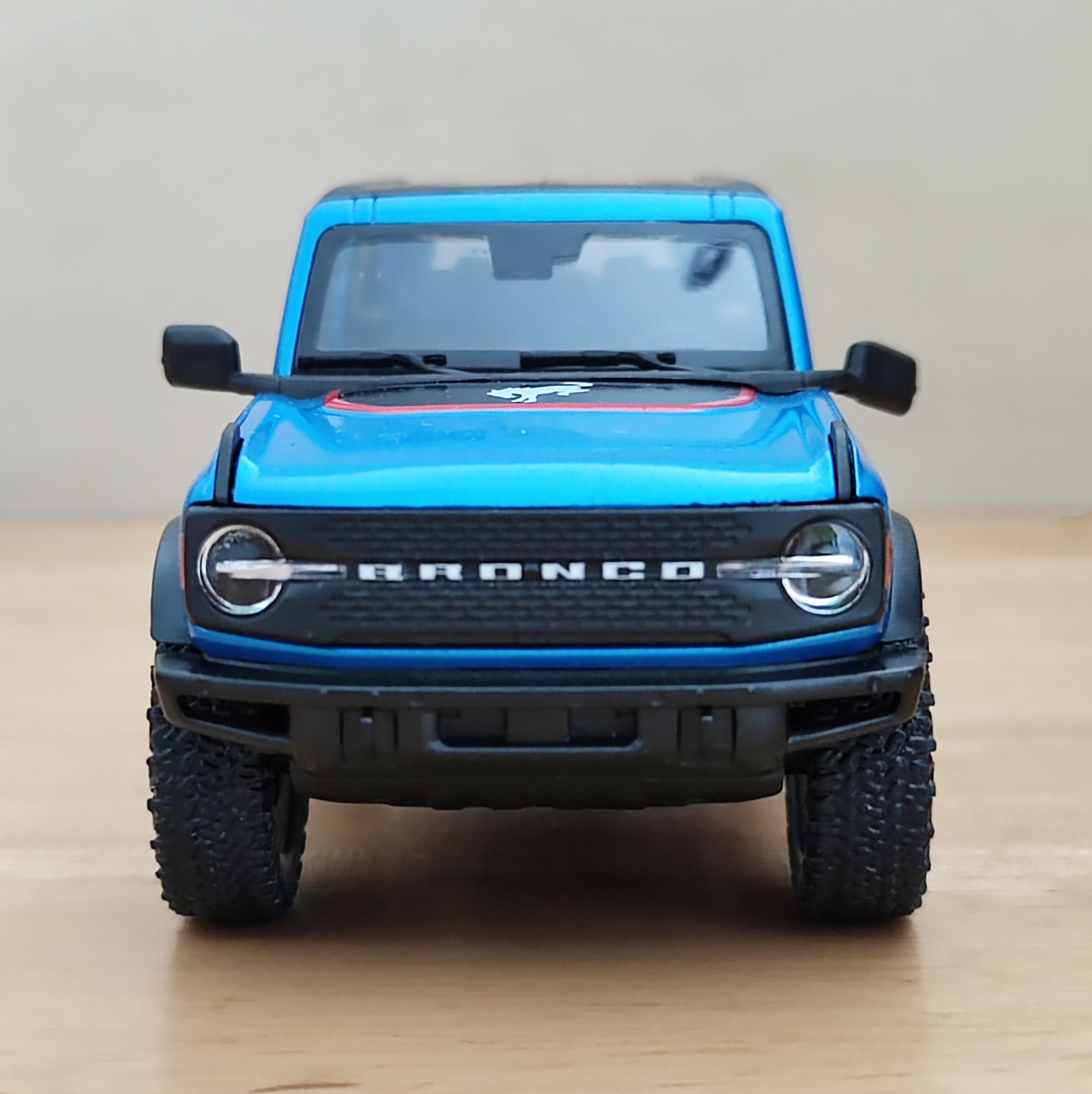 2022 Ford Bronco Livery Edition โมเดลรถเหล็ก (ปลีก-ส่ง)