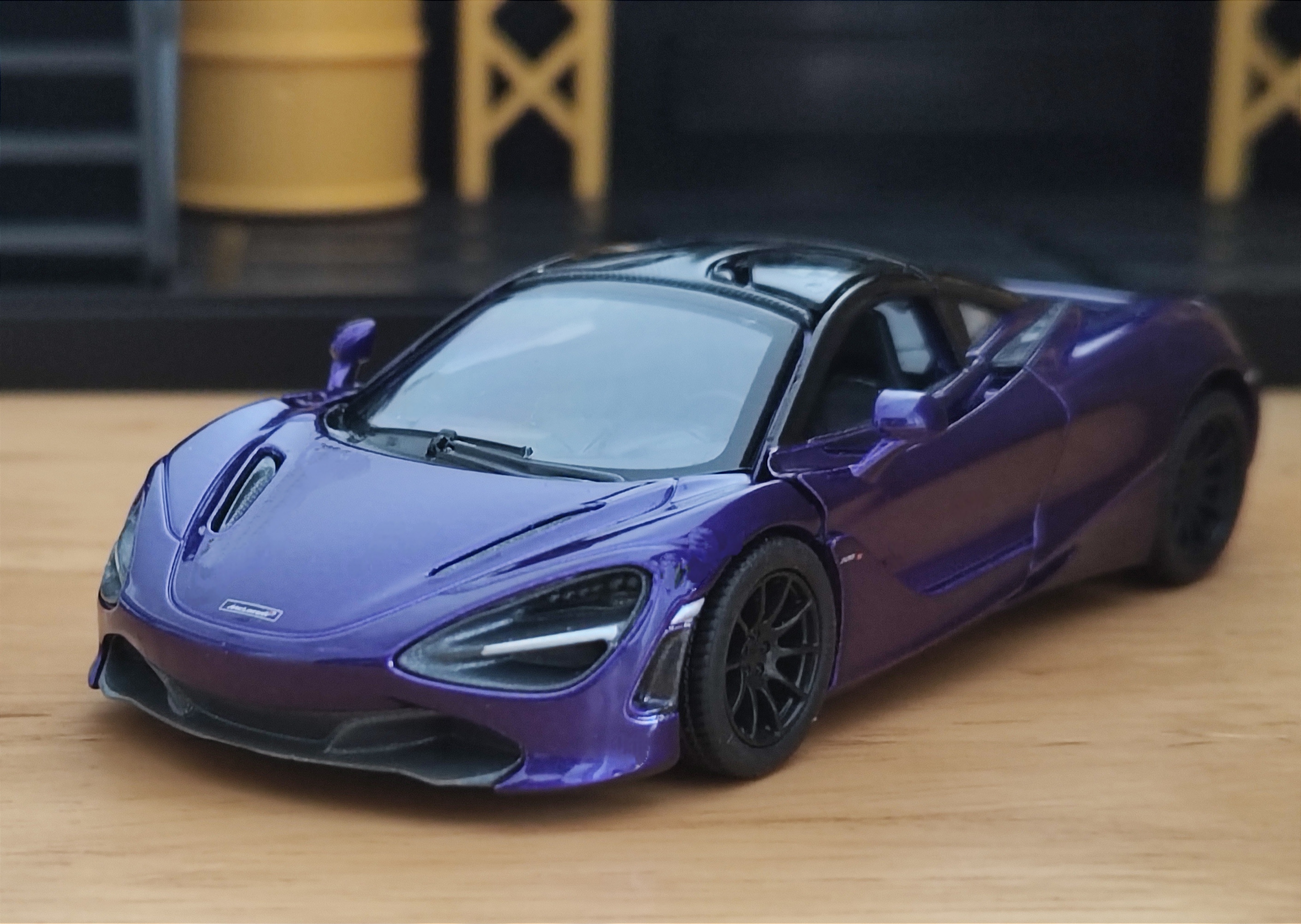 McLaren 720s Scale 1:36 โมเดลรถเหล็ก (ปลีก-ส่ง)